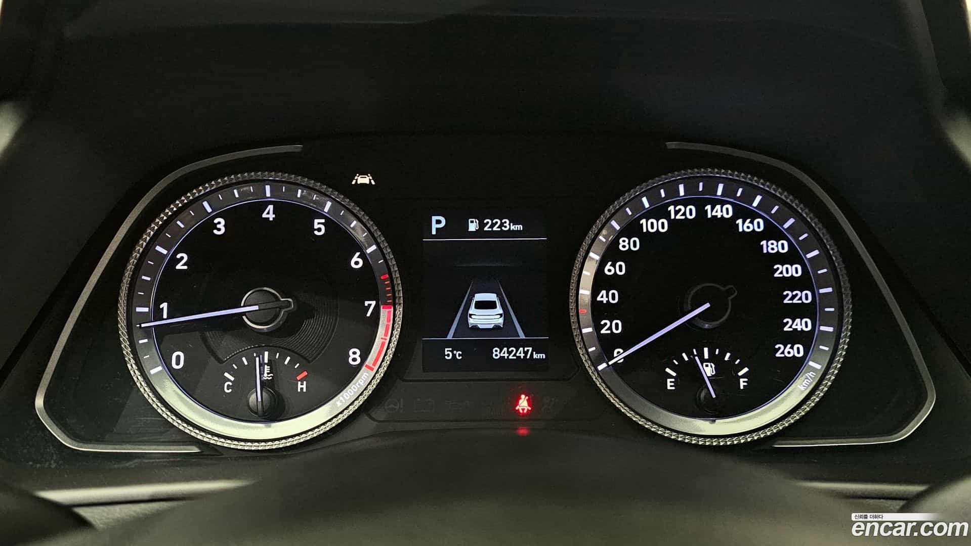Sonata Hyundai 2019.4-INNER-008