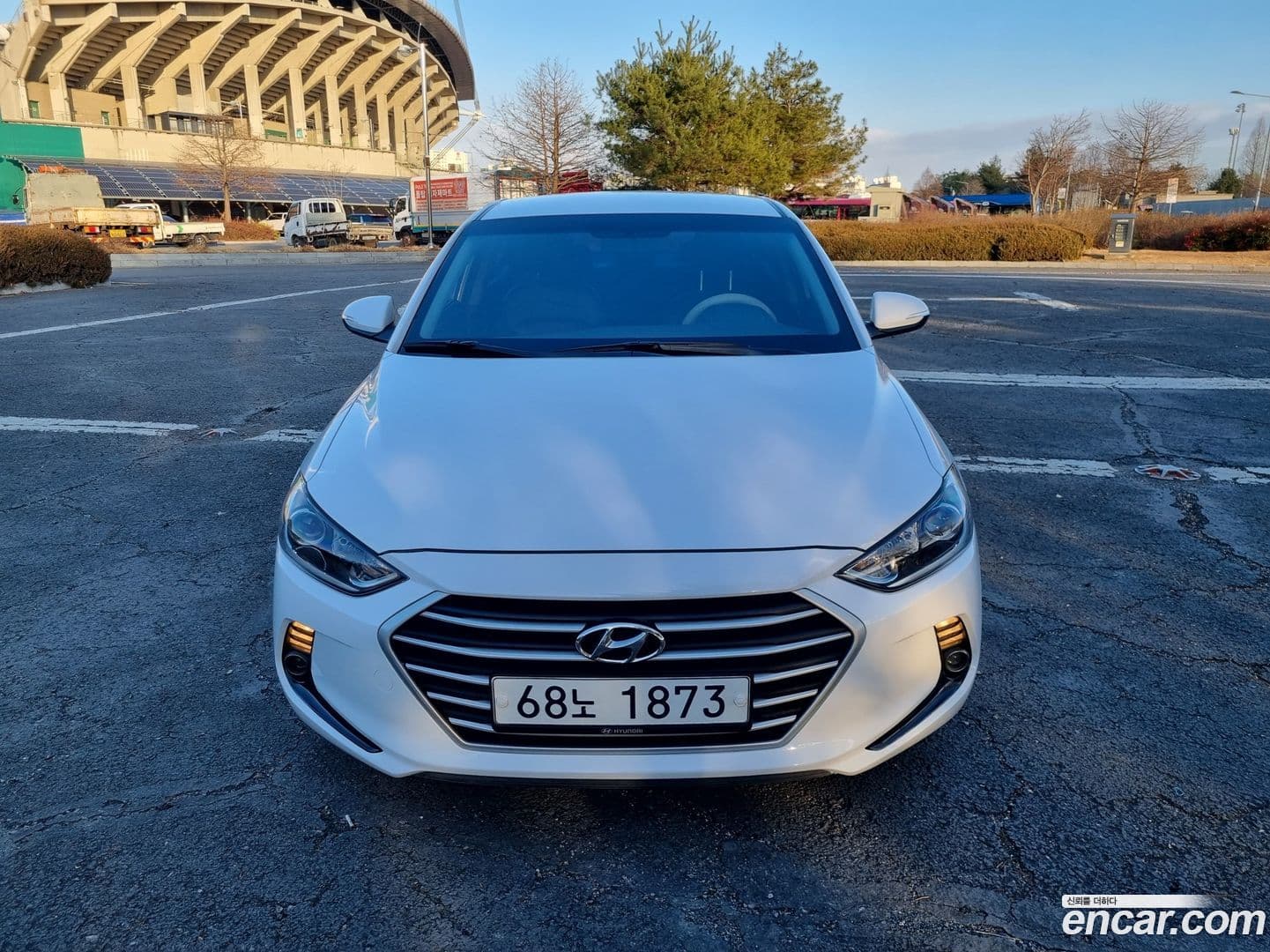 Main__Slider__Photo:AVANTE Hyundai 2018.2-0