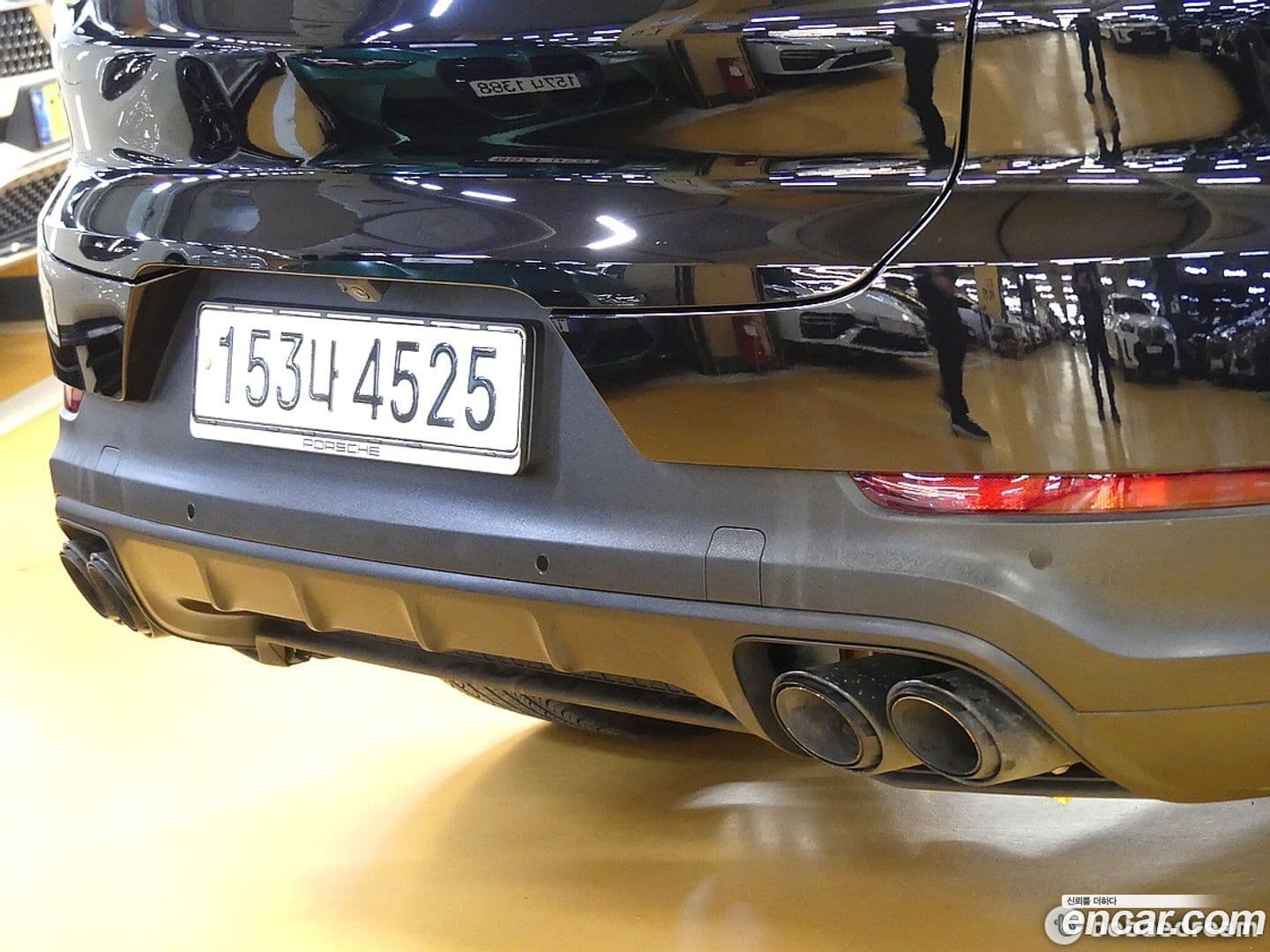 Main__Slider__Photo:Cayenne Porsche 2021.2-1