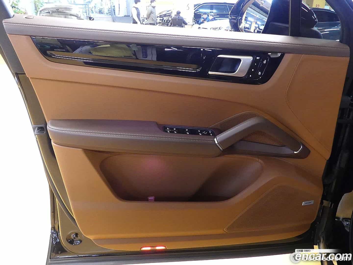 Cayenne Porsche 2021.2-OPTION-015