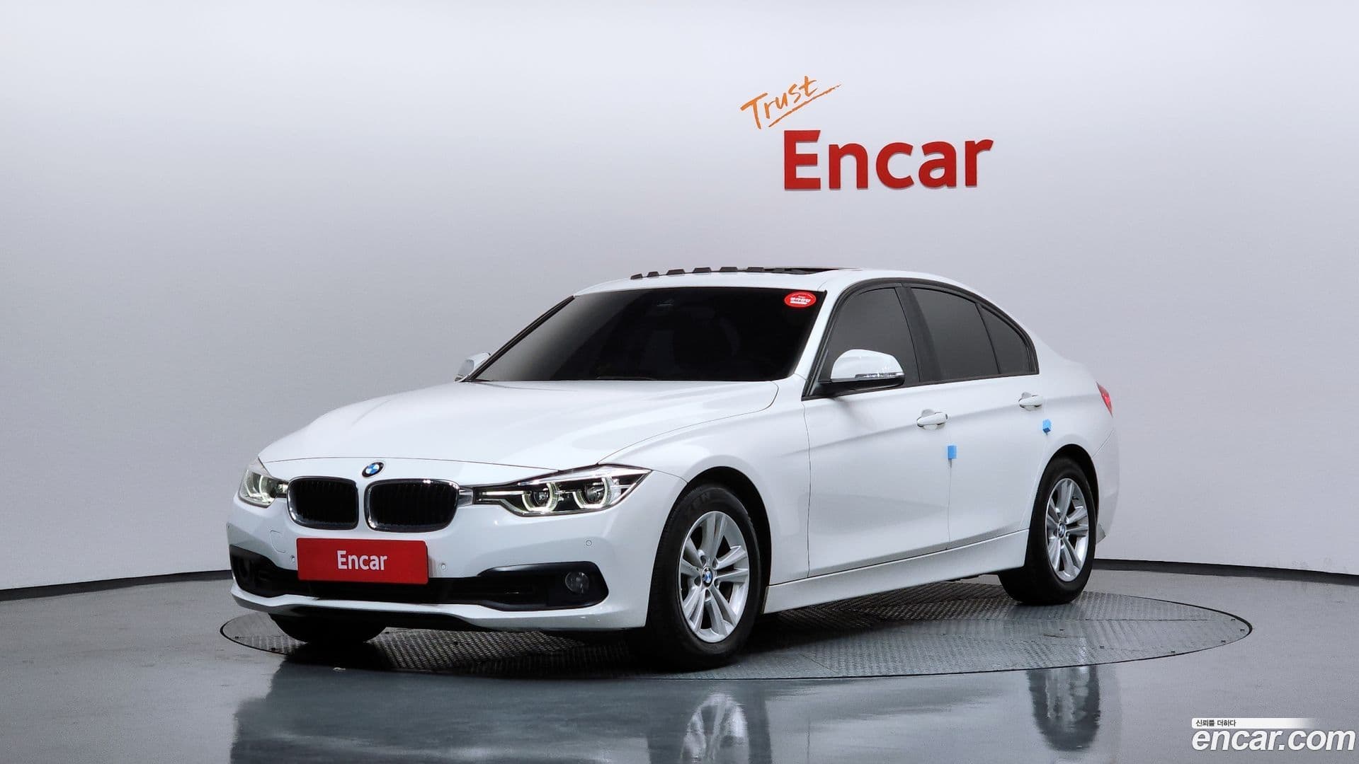 Main__Slider__Photo:3-Series BMW 2018.2-0