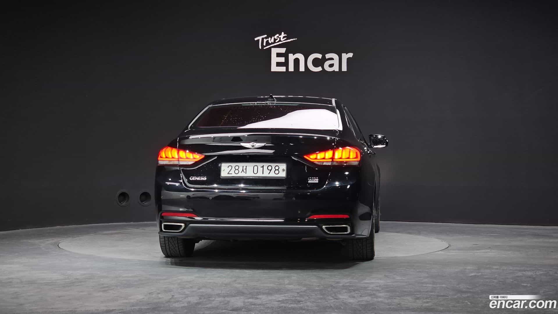 Genesis Hyundai 2016.0-OUTER-004