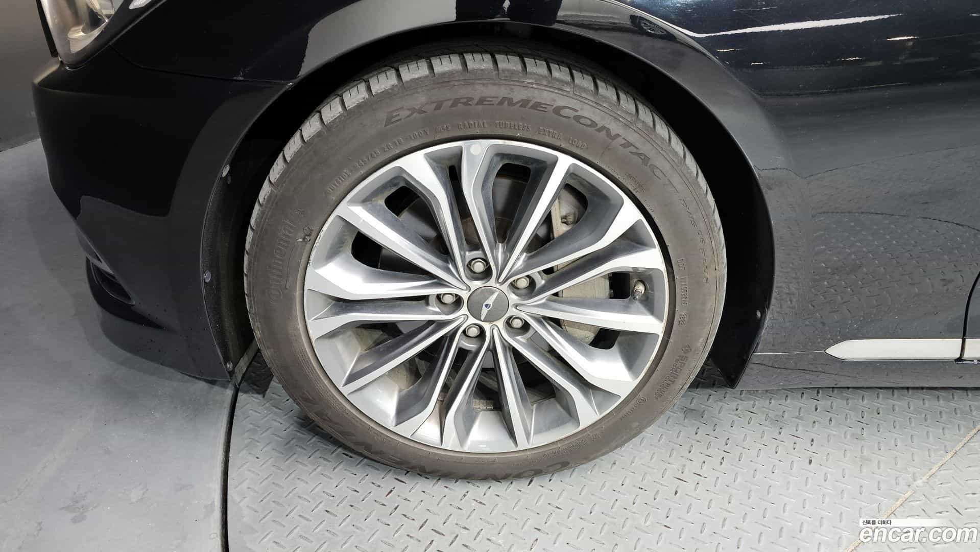 Genesis Hyundai 2016.0-OUTER-005