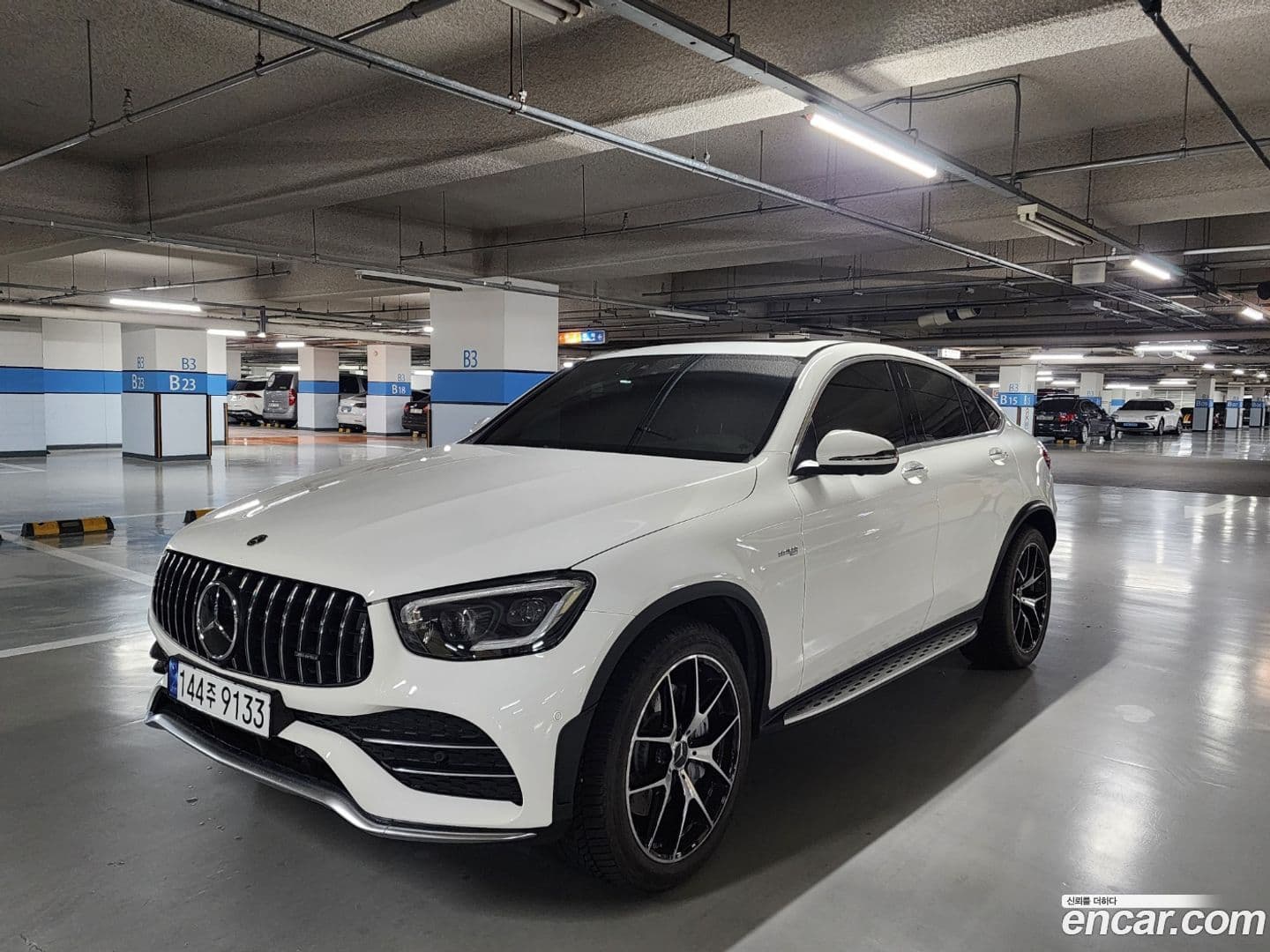 Main__Slider__Photo:GLC-Class Mercedes-Benz 2023.2-0