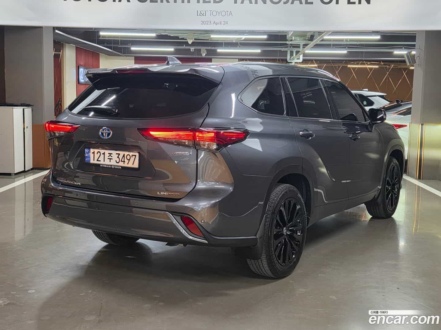 Highlander Toyota 2023.11-OUTER-002