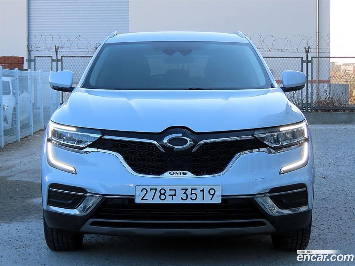 Main__Slider__Photo:QM6 Renault Korea 2022.6-0