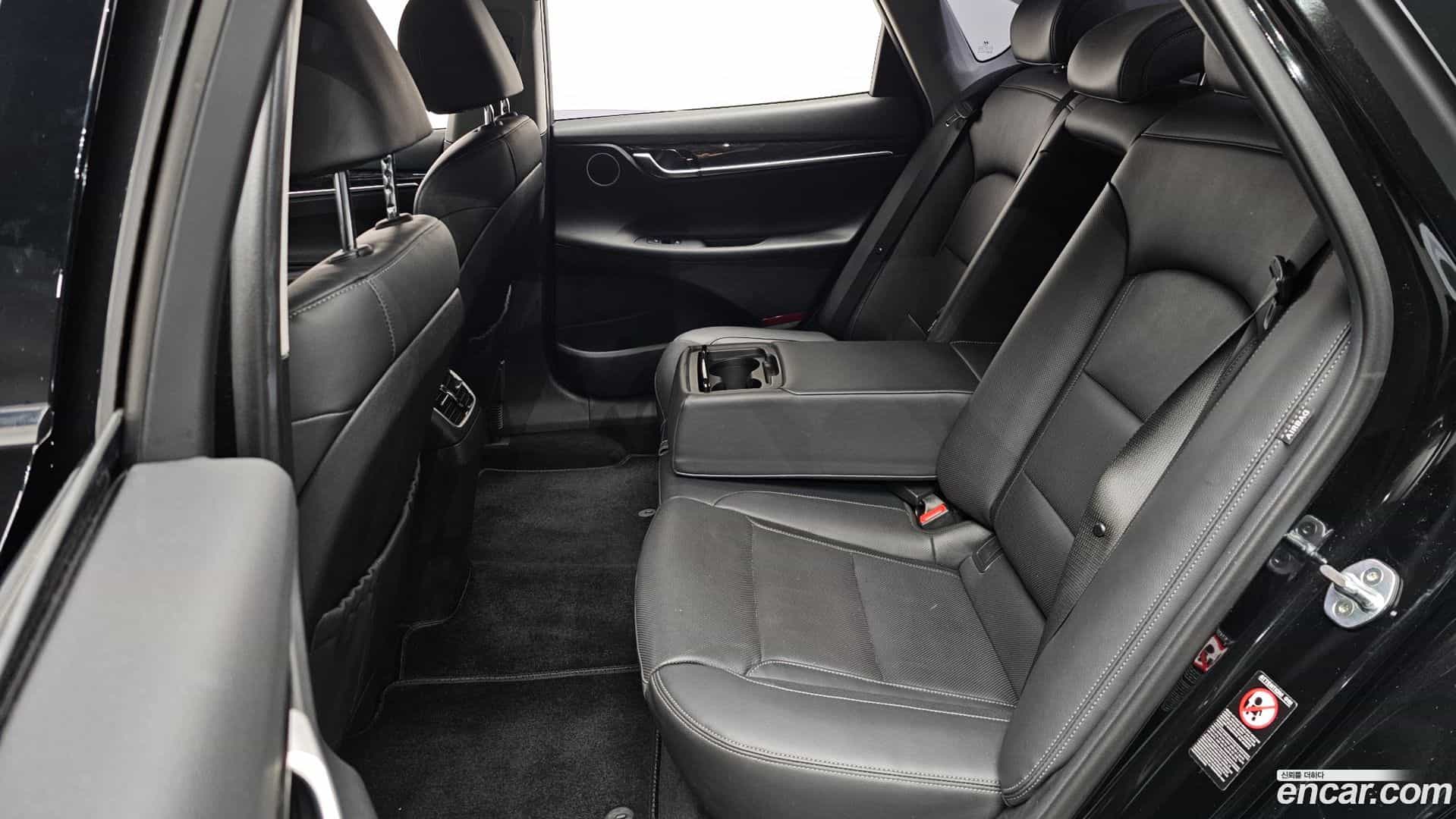 Grandeur Hyundai 2018.0-OPTION-016