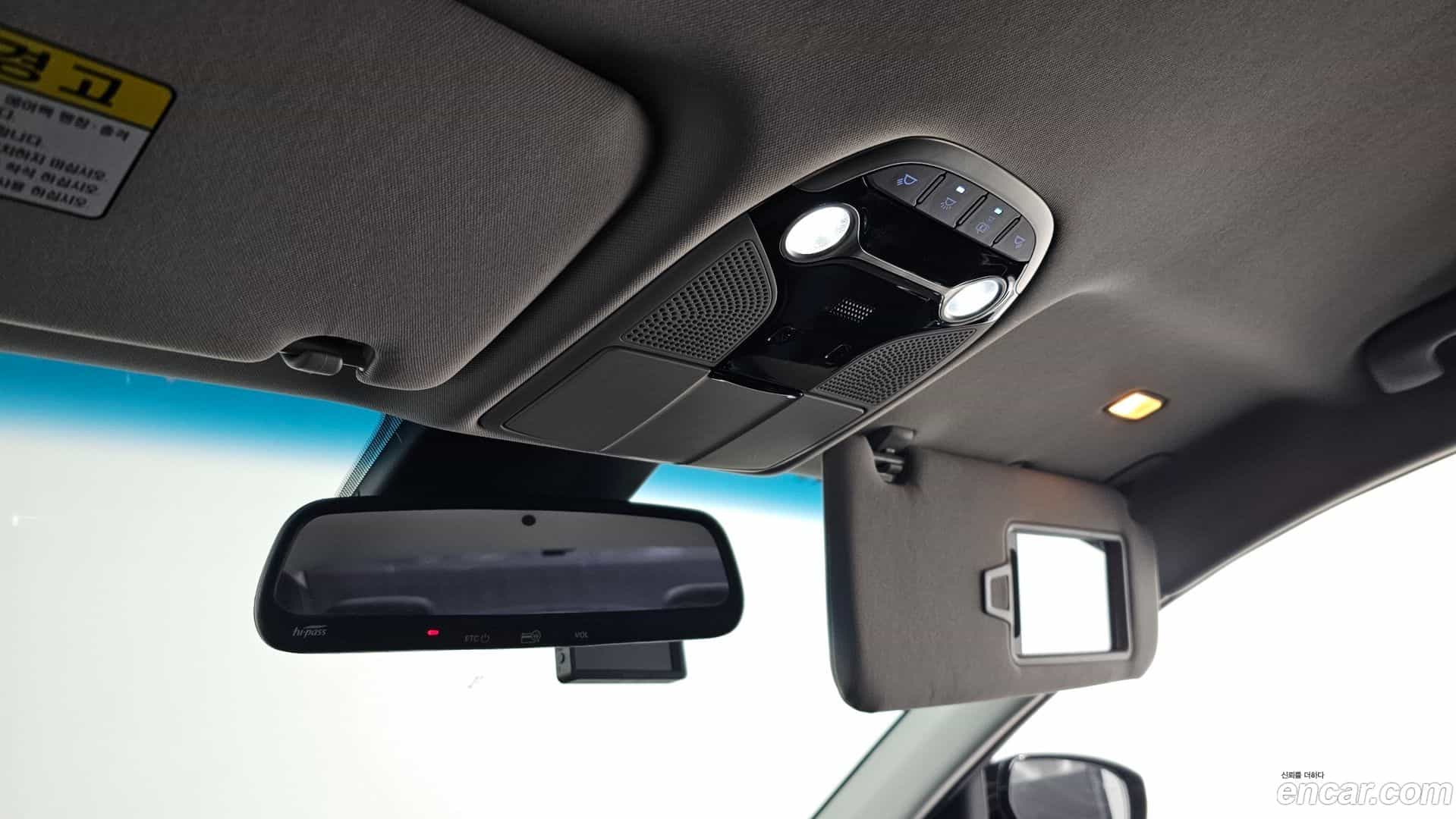 Grandeur Hyundai 2018.0-OPTION-022
