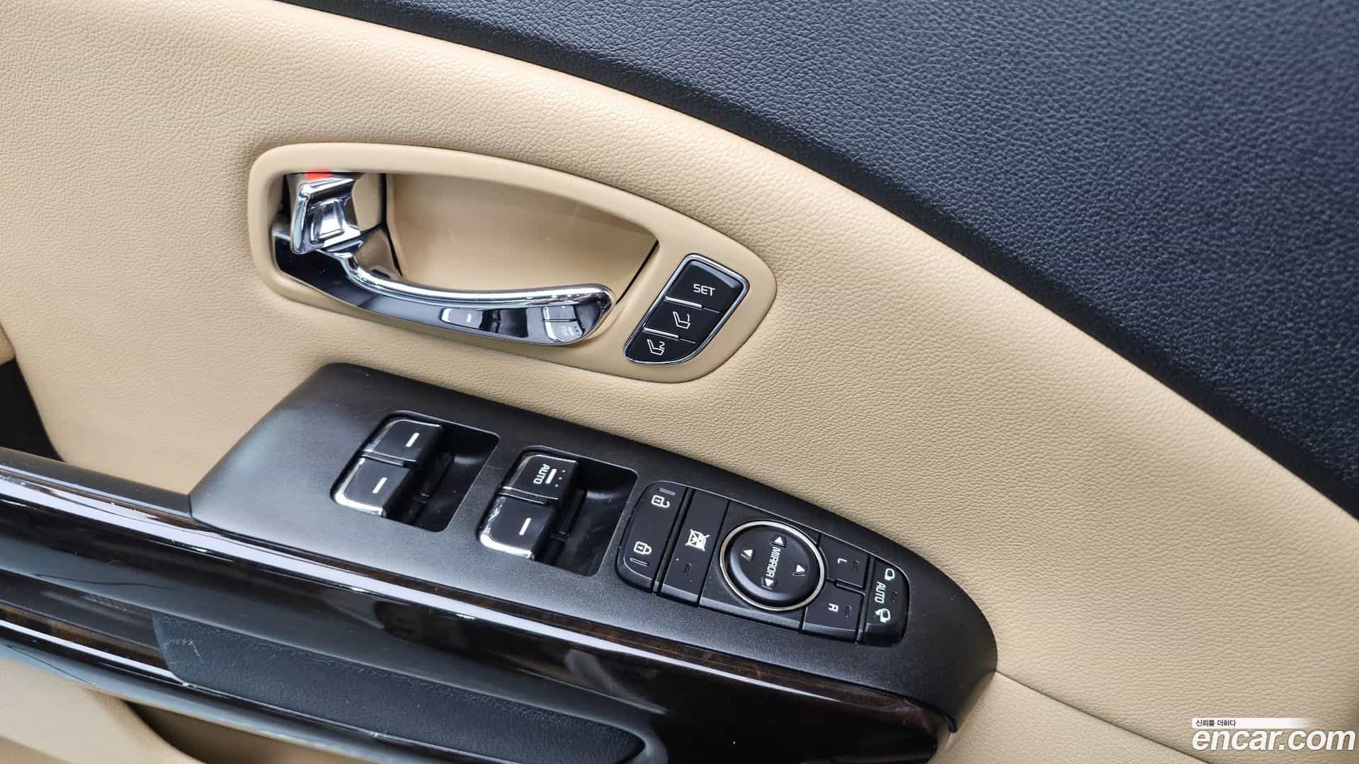 Canival Kia 2018.3-OPTION-019