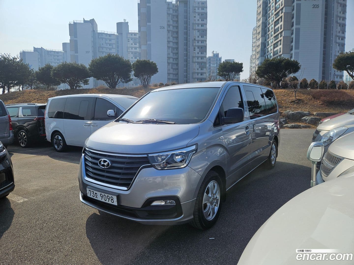 Main__Slider__Photo:Starex Hyundai 2019.3-0