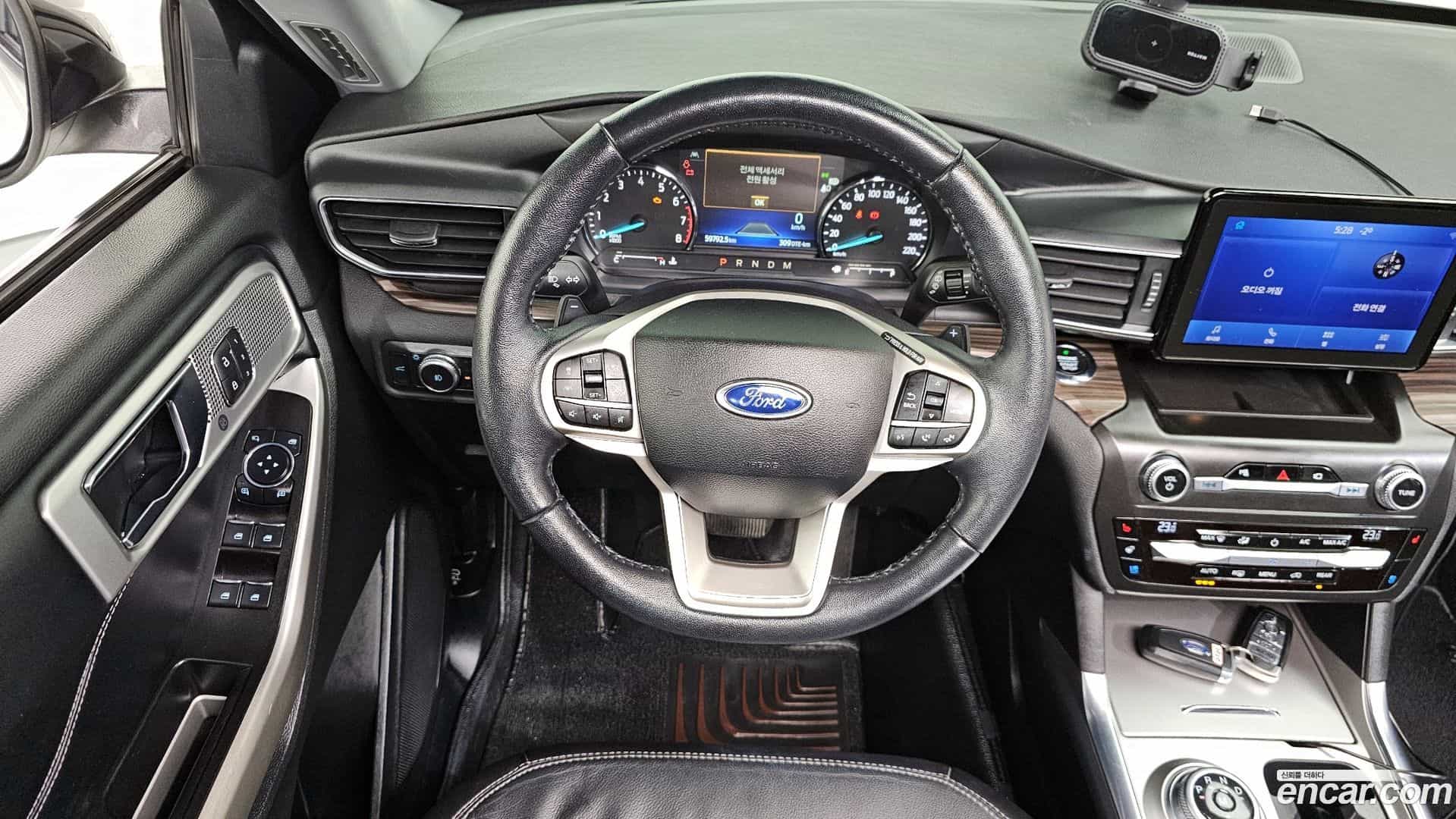 Explorer Ford 2020.11-OPTION-017