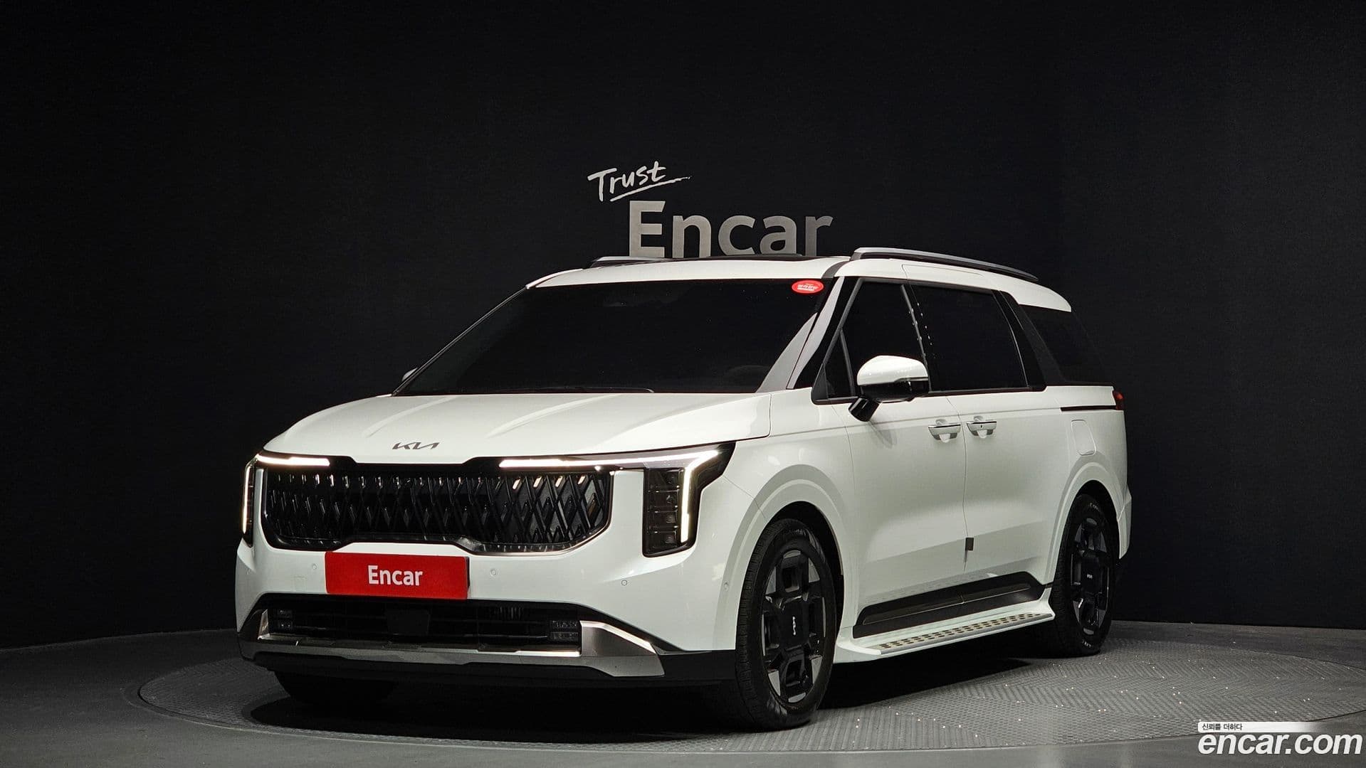 Main__Slider__Photo:Canival Kia 2024.10-0