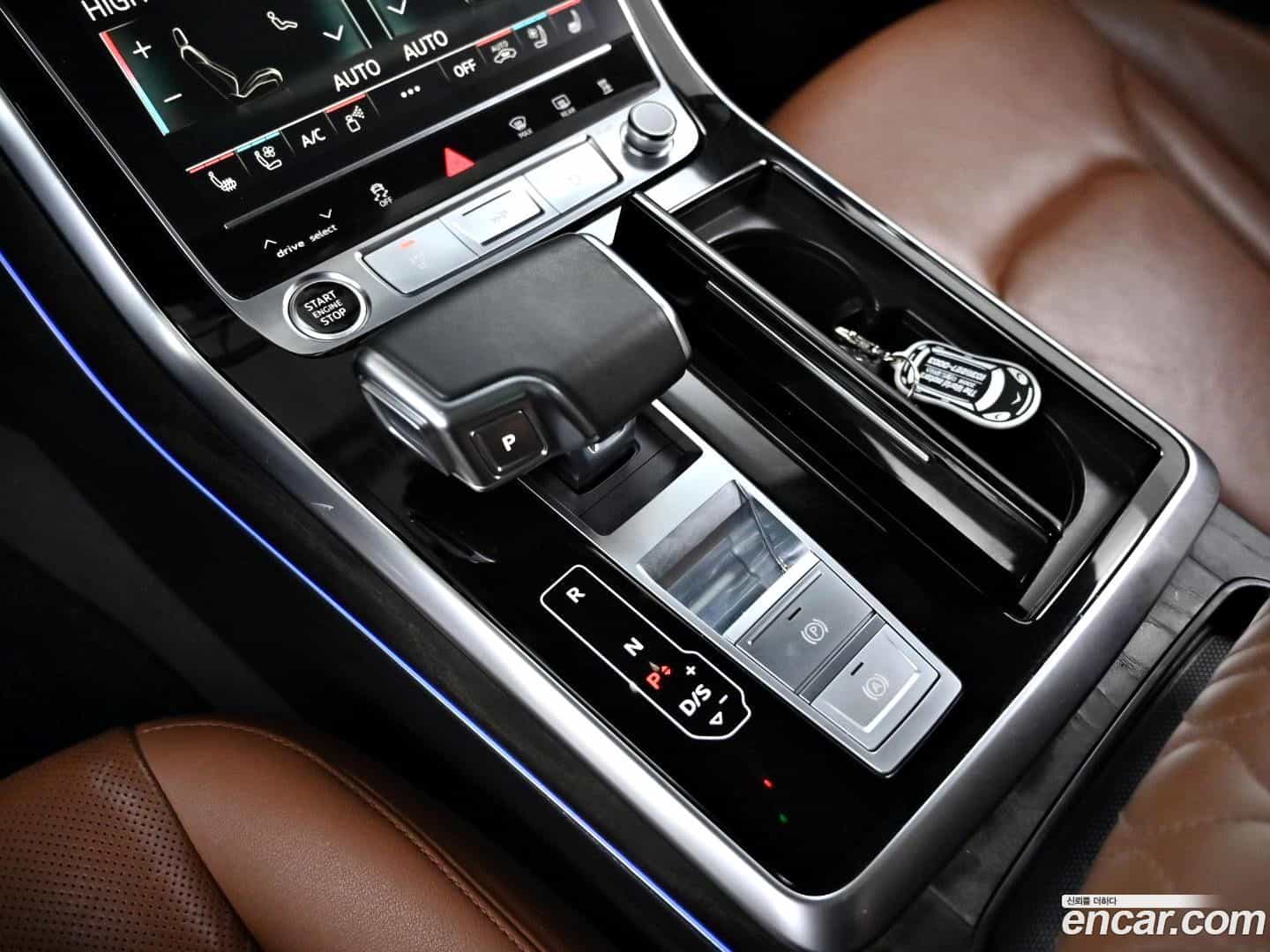 Q7 Audi 2021.0-INNER-009