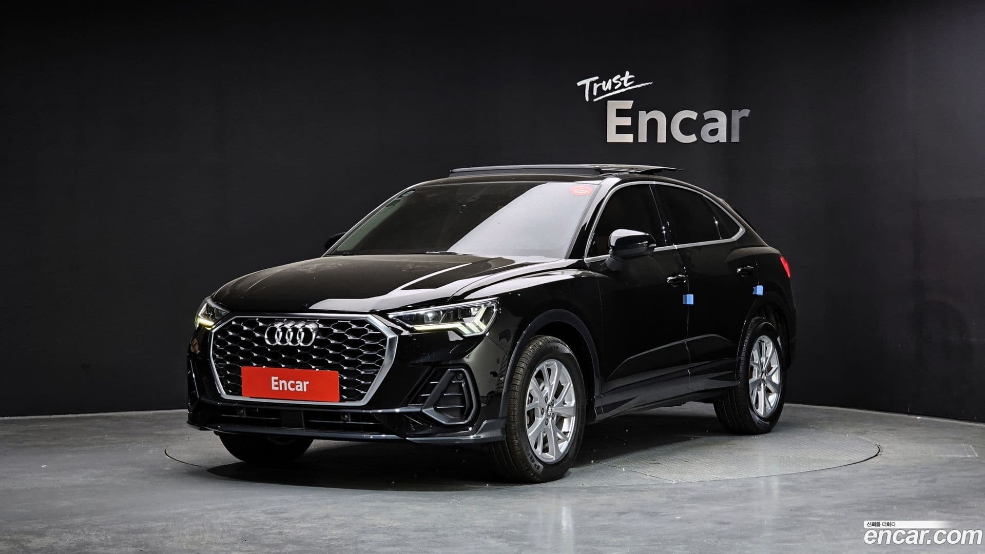 Main__Slider__Photo:Q3 Audi 2020.6-0