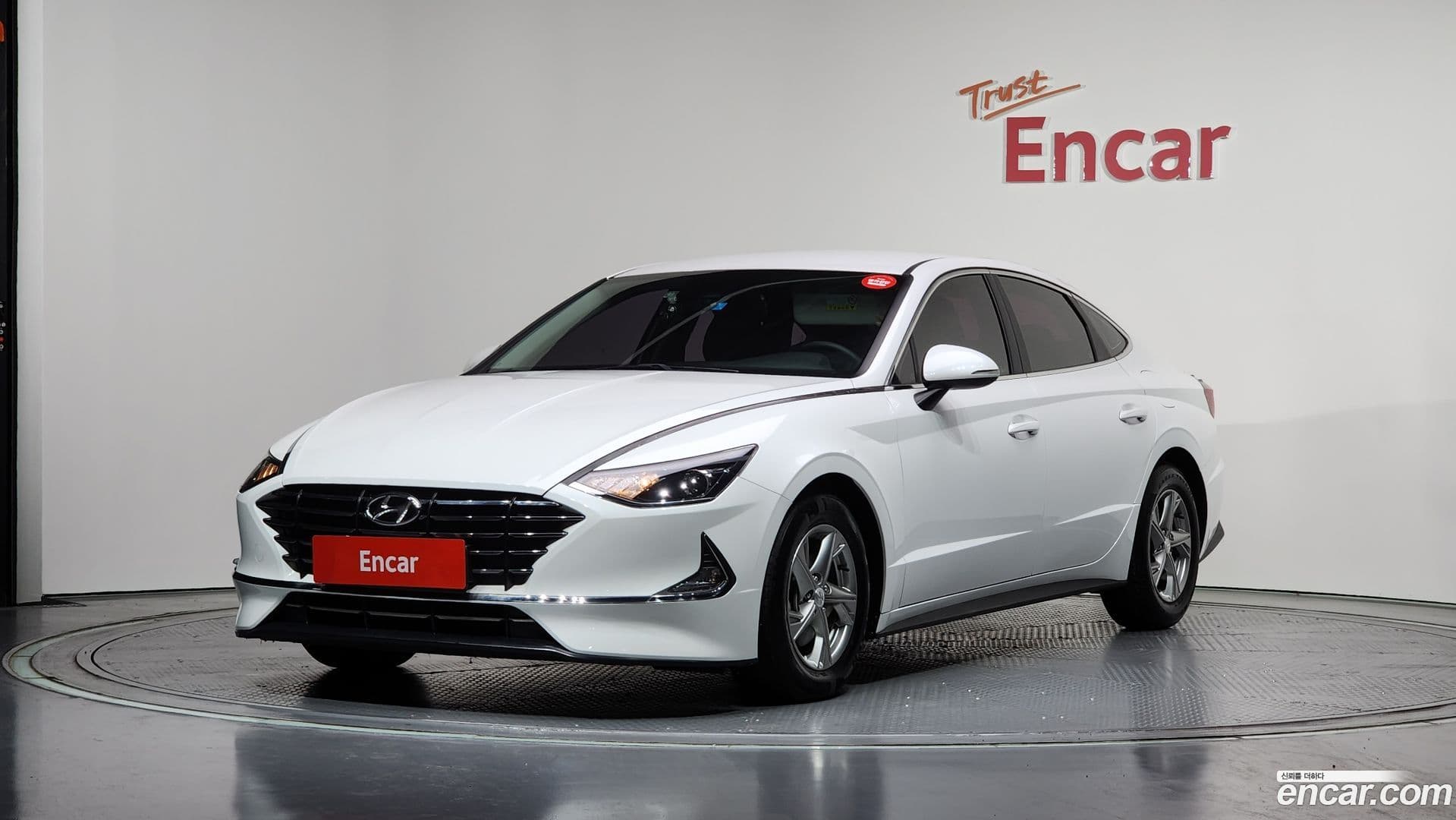 Main__Slider__Photo:Sonata Hyundai 2019.10-0