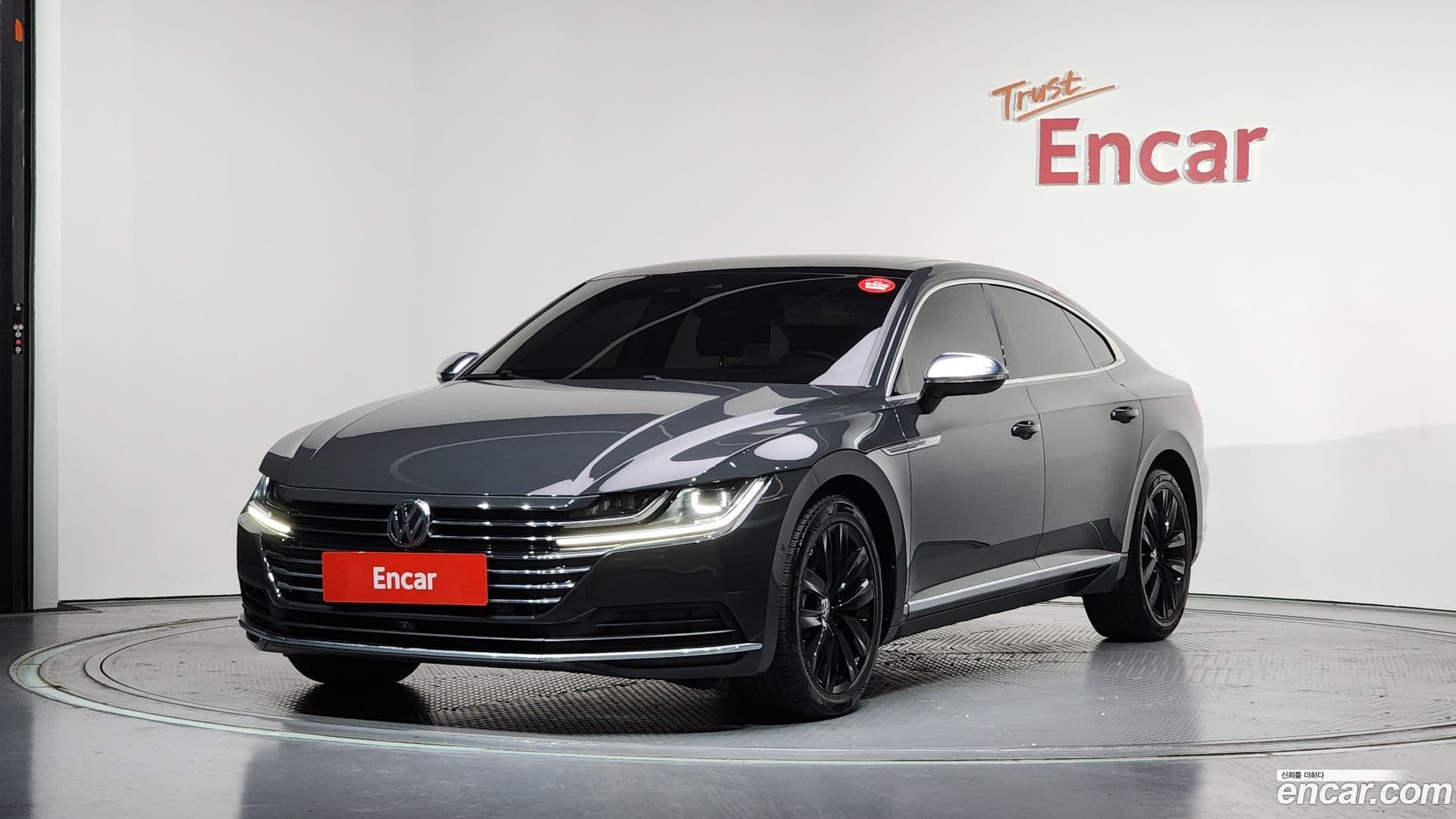 Main__Slider__Photo:Arteon Volkswagen 2019.11-0