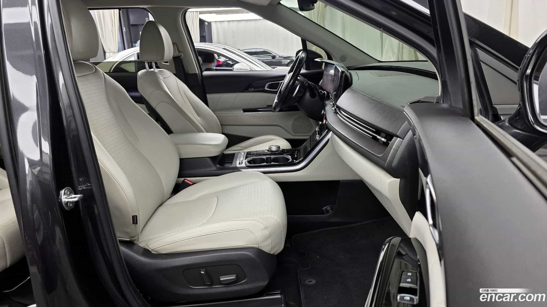 Canival Kia 2020.9-OPTION-015