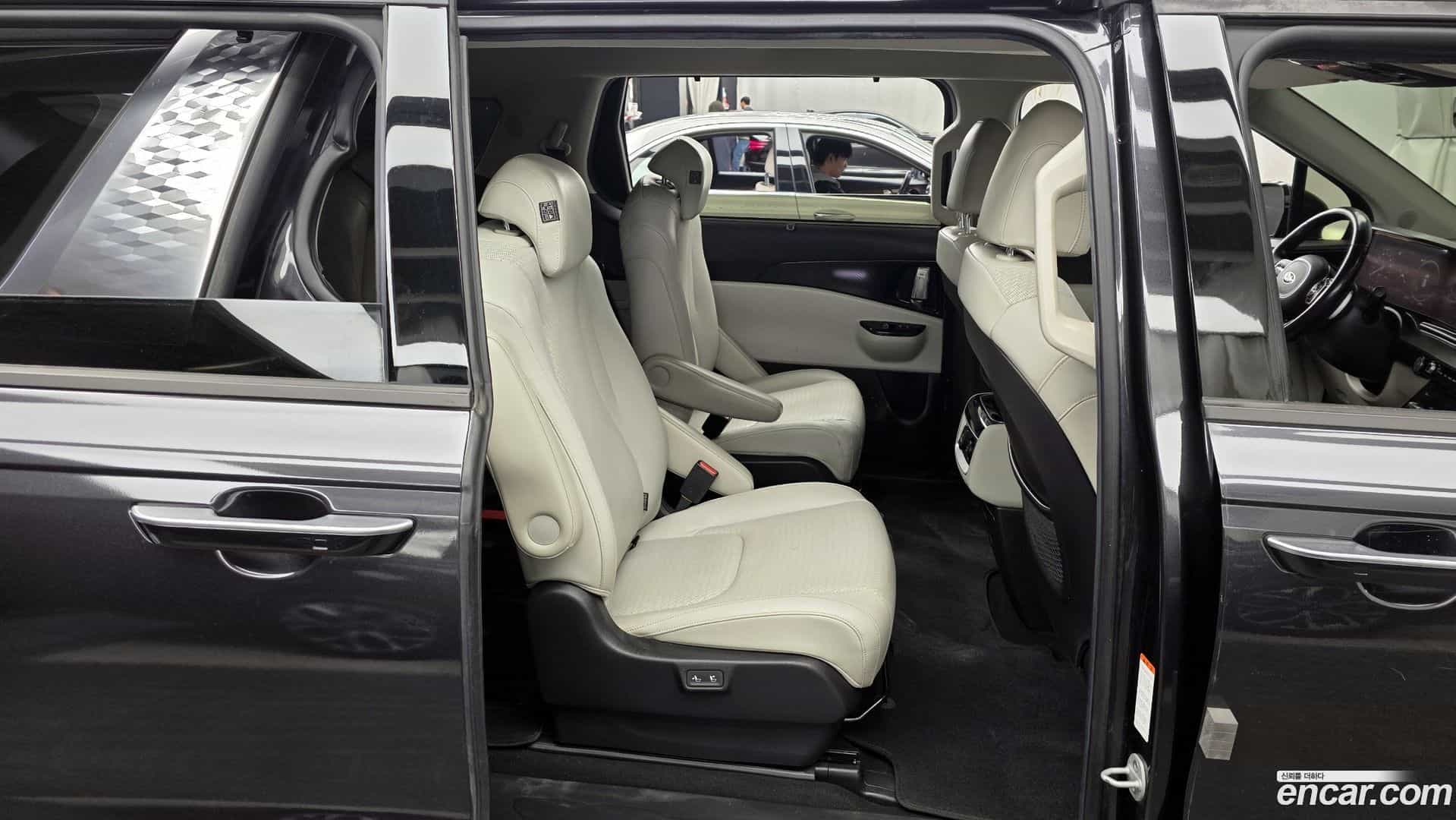 Canival Kia 2020.9-OPTION-016