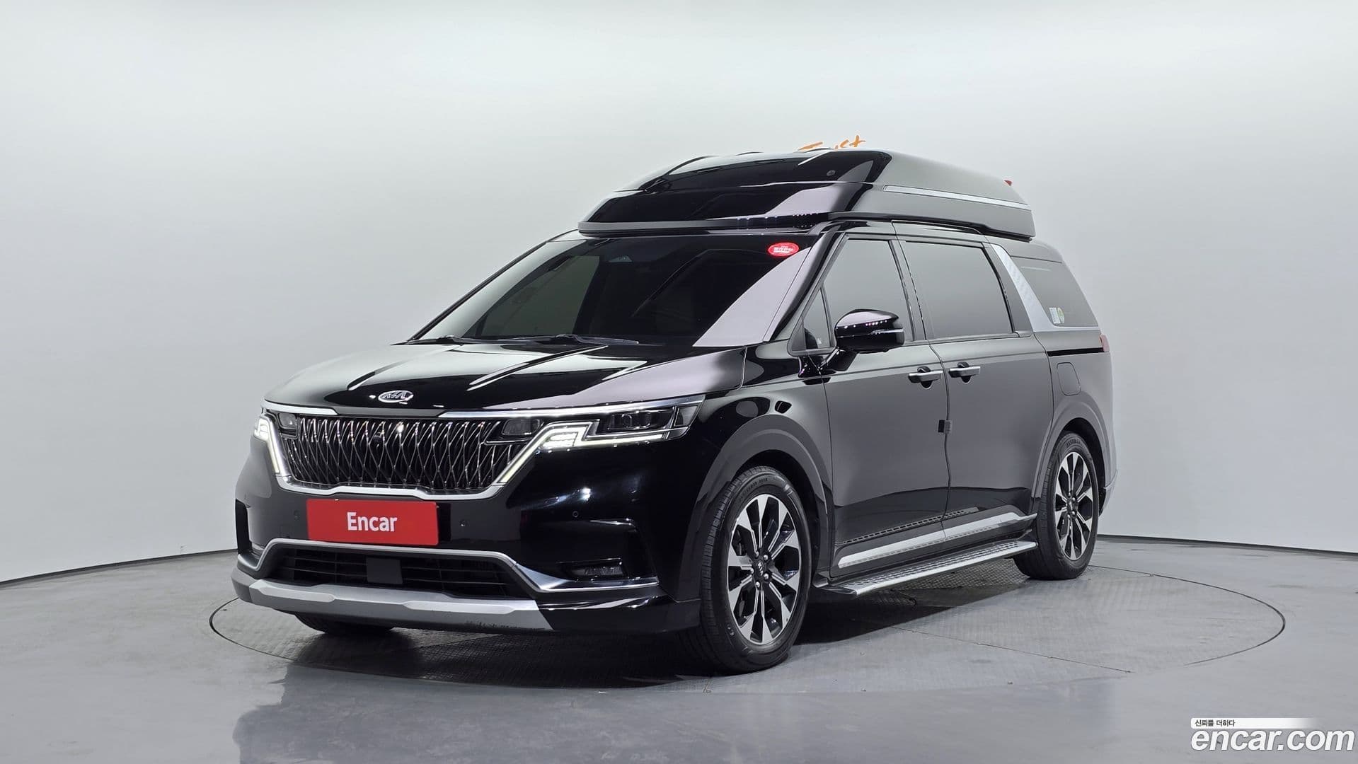 Main__Slider__Photo:Canival Kia 2021.6-0