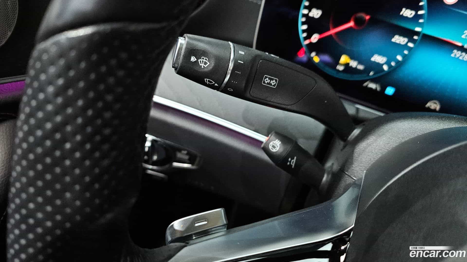 E-Class Mercedes-Benz 2022.0-OPTION-022