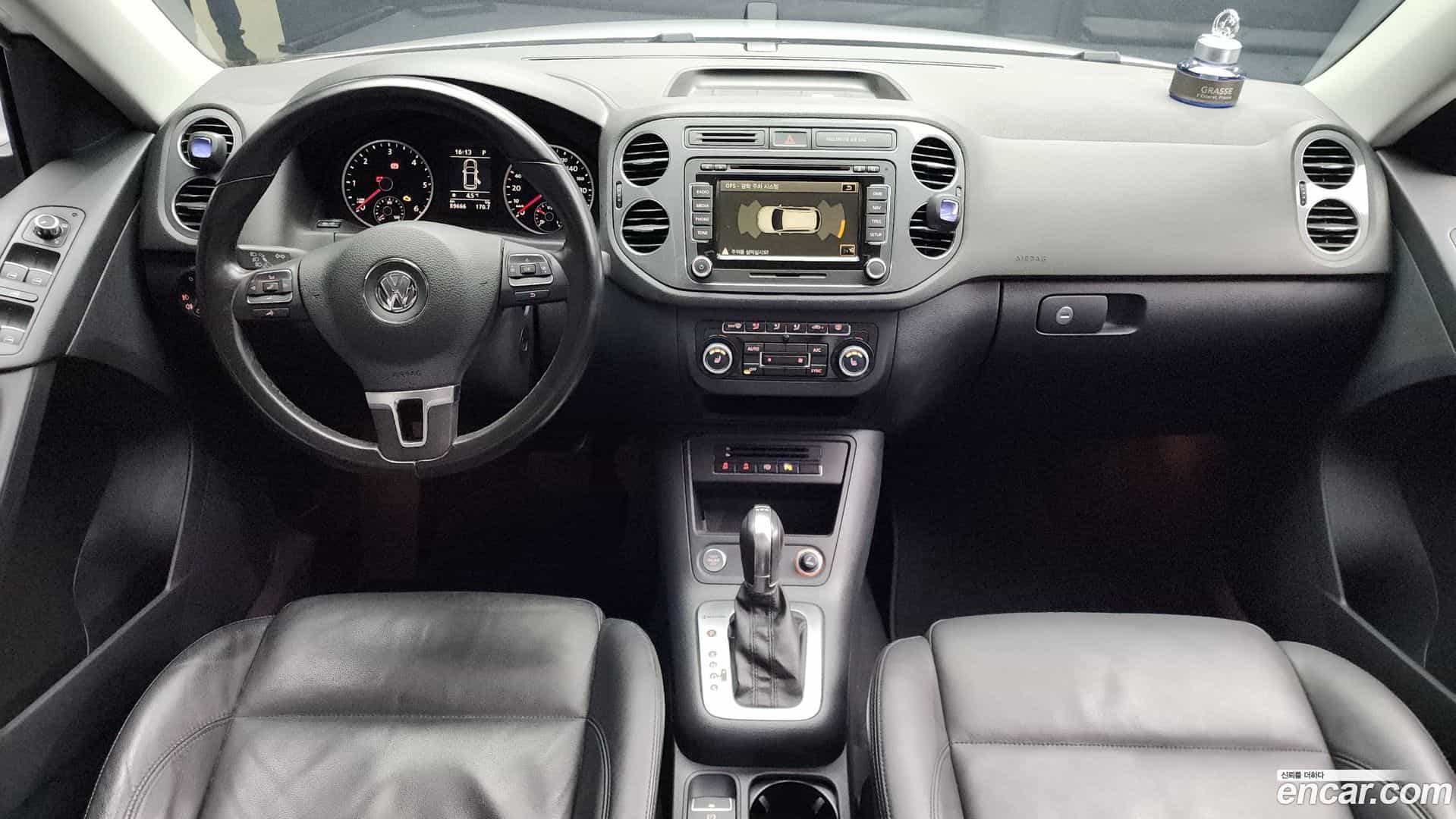 Tiguan Volkswagen 2013.5-INNER-007