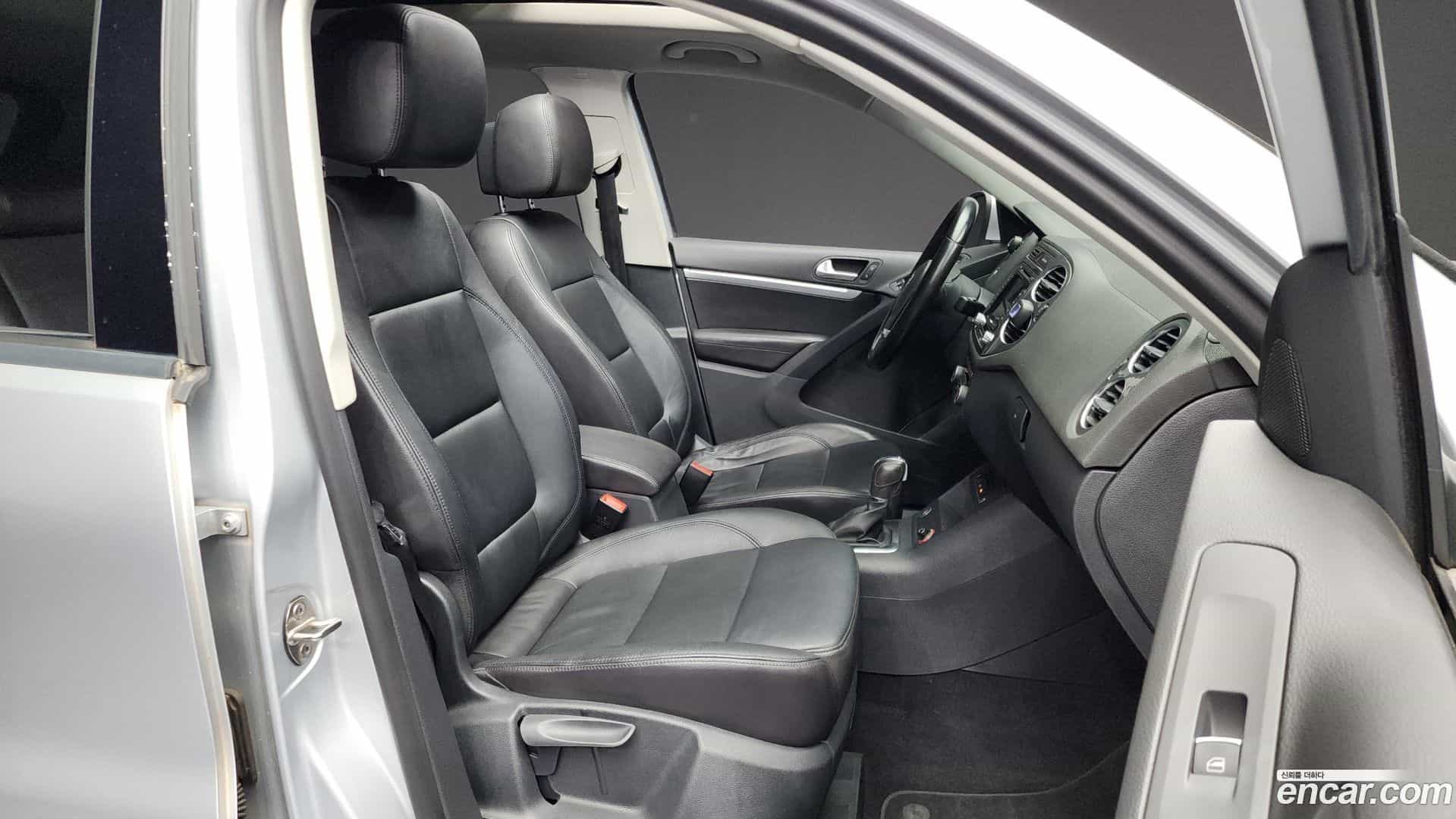 Tiguan Volkswagen 2013.5-OPTION-015