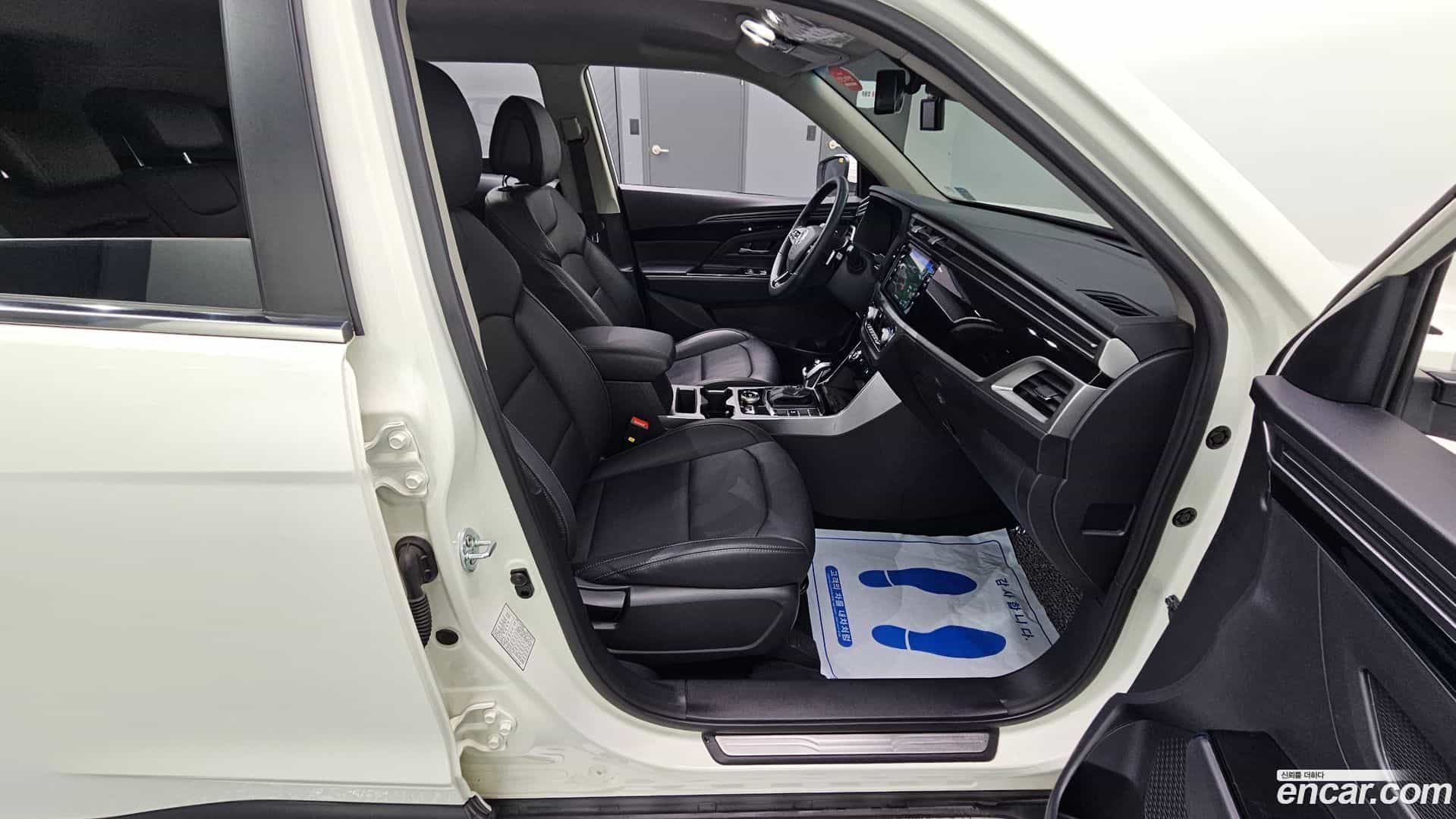 KORANDO KG Mobility 2023.8-OPTION-016