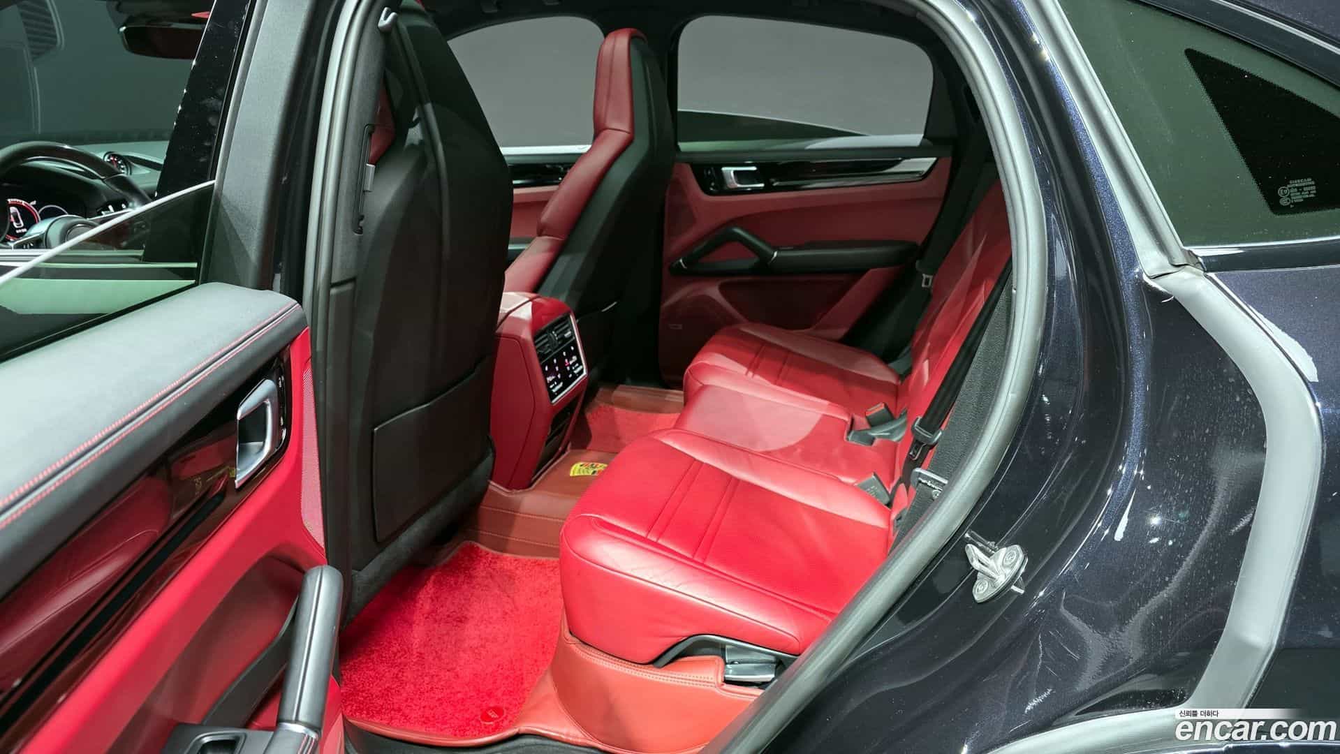 Cayenne Porsche 2020.4-OPTION-016