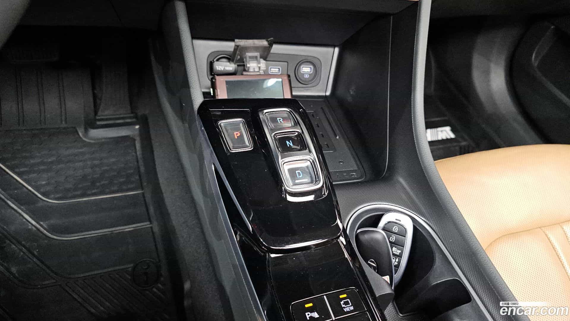 Sonata Hyundai 2020.2-INNER-009