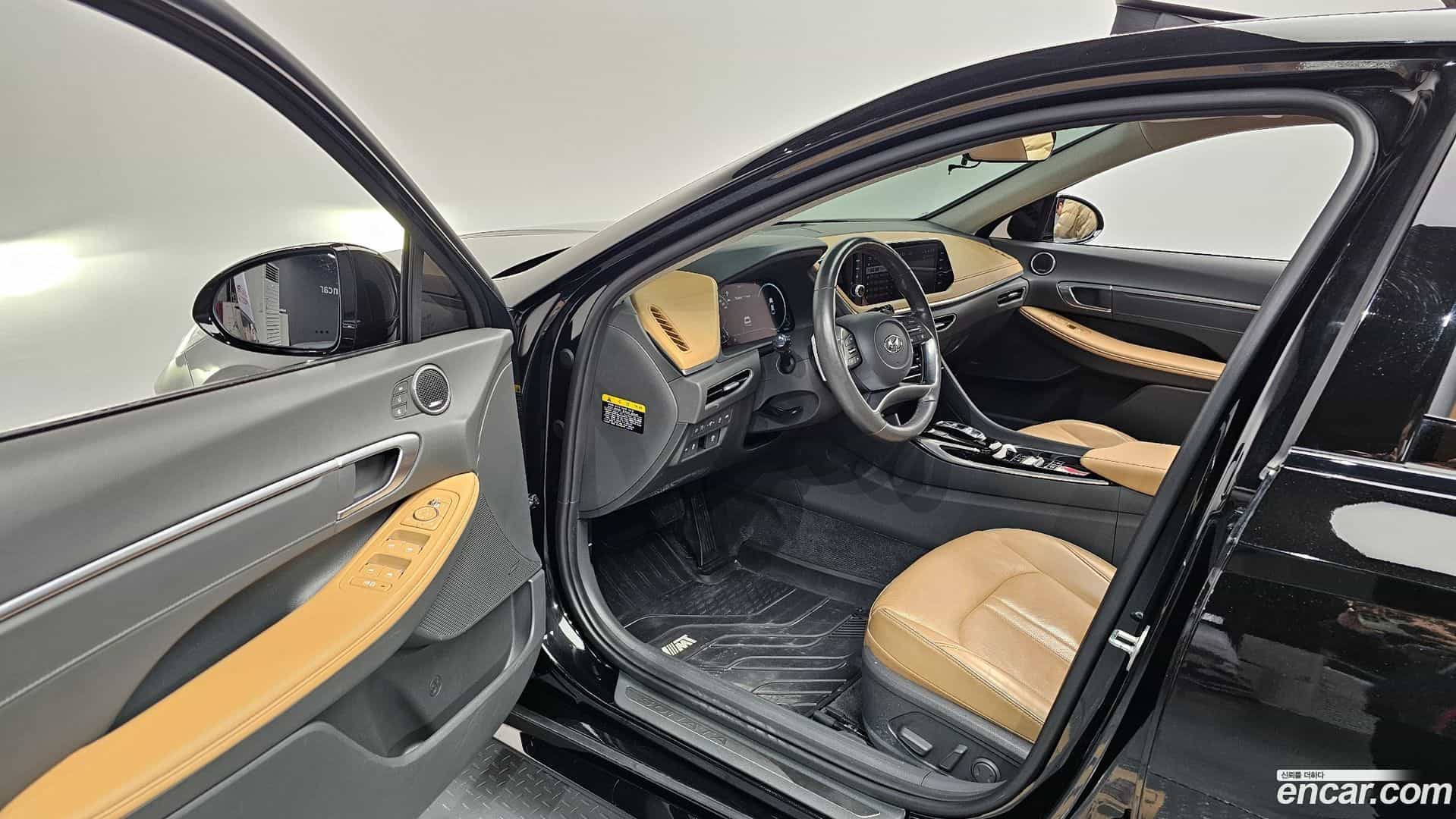 Sonata Hyundai 2020.2-INNER-010