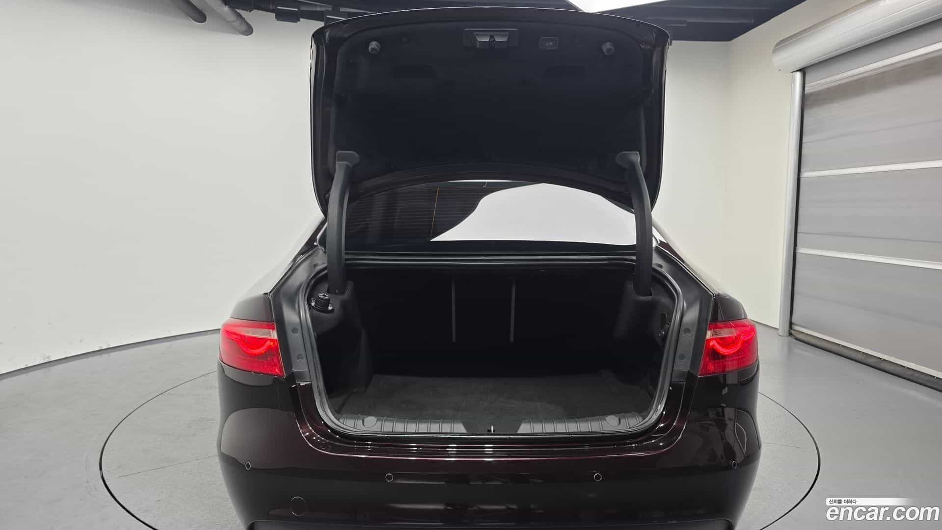 XF Jaguar 2016.7-OPTION-024