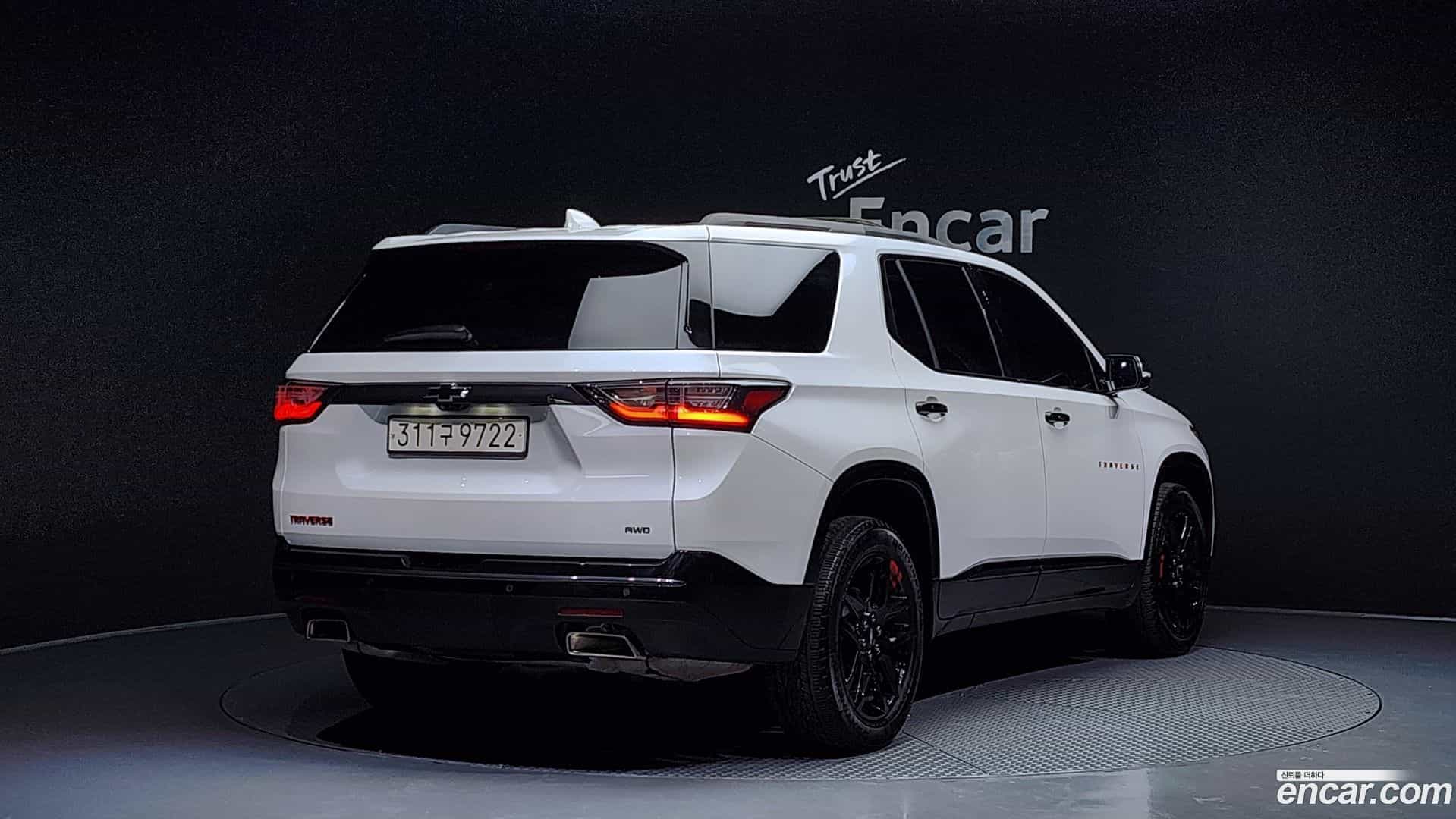 Traverse Chevrolet 2021.11-OUTER-002