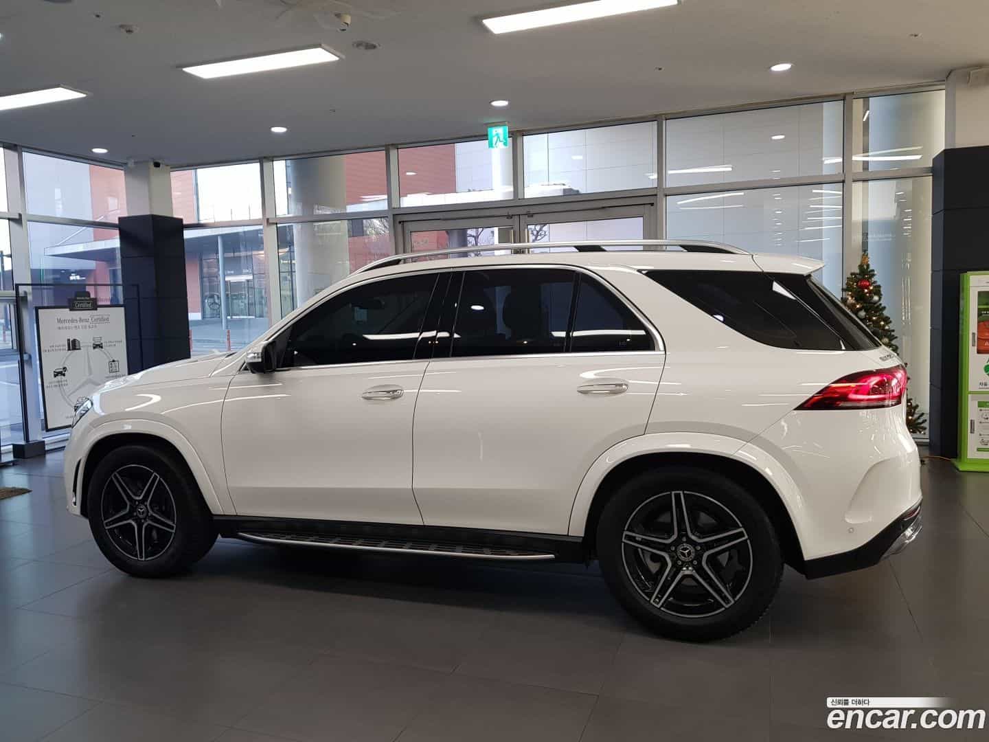 GLE-Class Mercedes-Benz 2021.3-OUTER-004