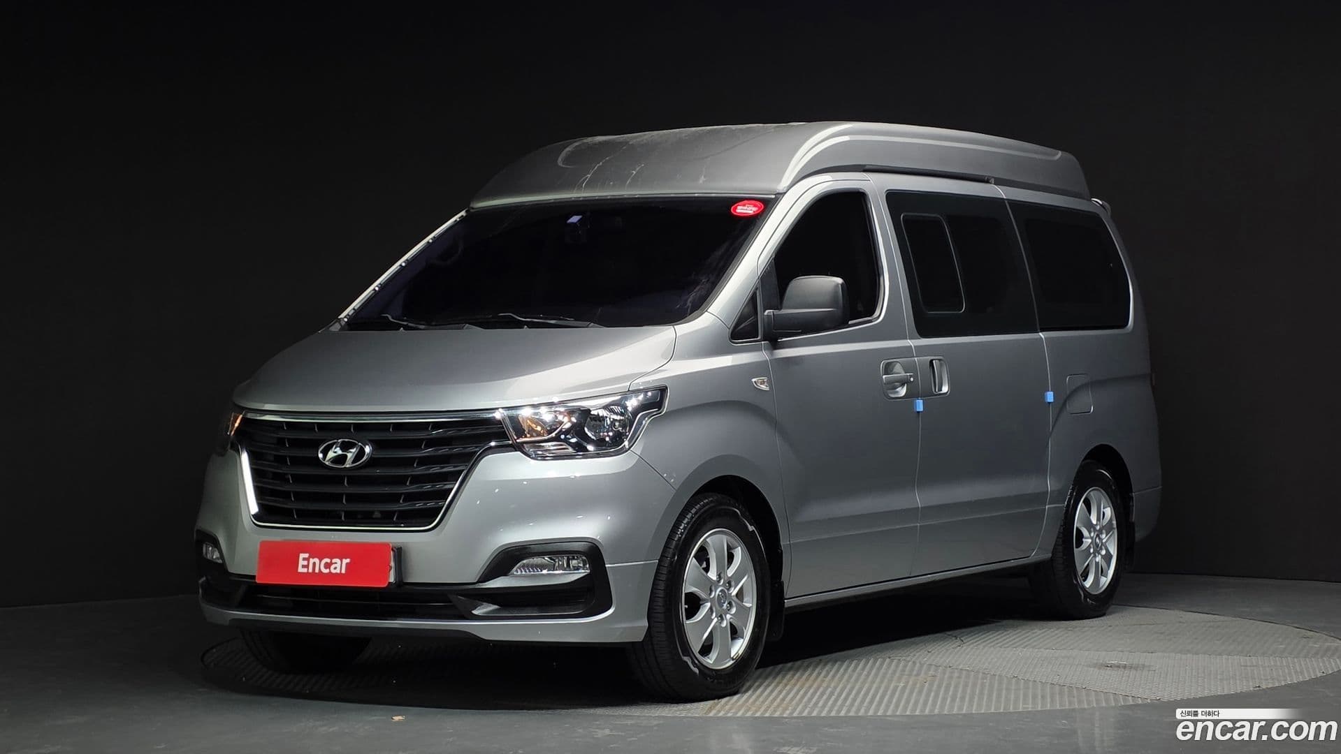 Main__Slider__Photo:Starex Hyundai 2019.2-0