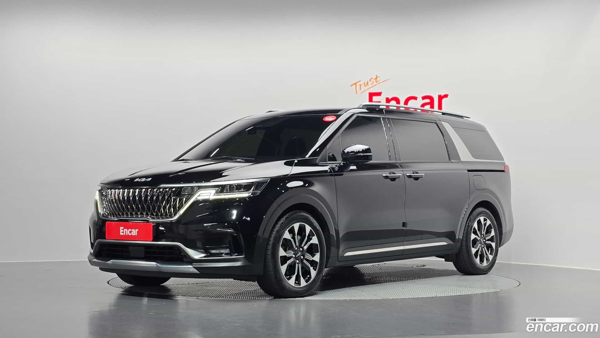 Canival Kia 2023.0-OUTER-001