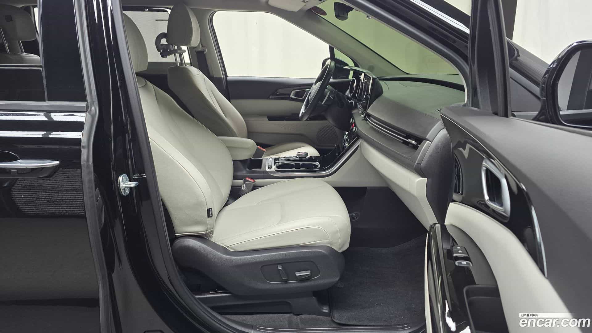 Canival Kia 2023.0-OPTION-015
