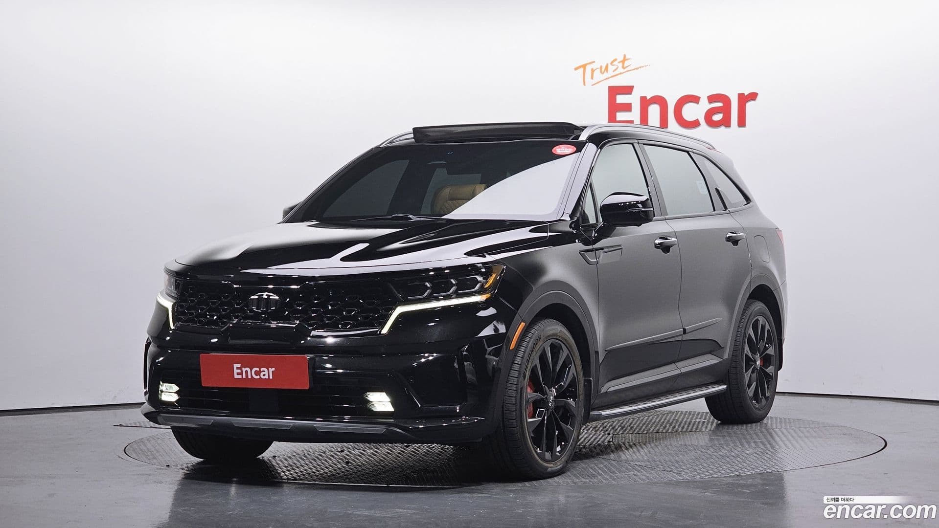 Main__Slider__Photo:Sorento Kia 2021.1-0