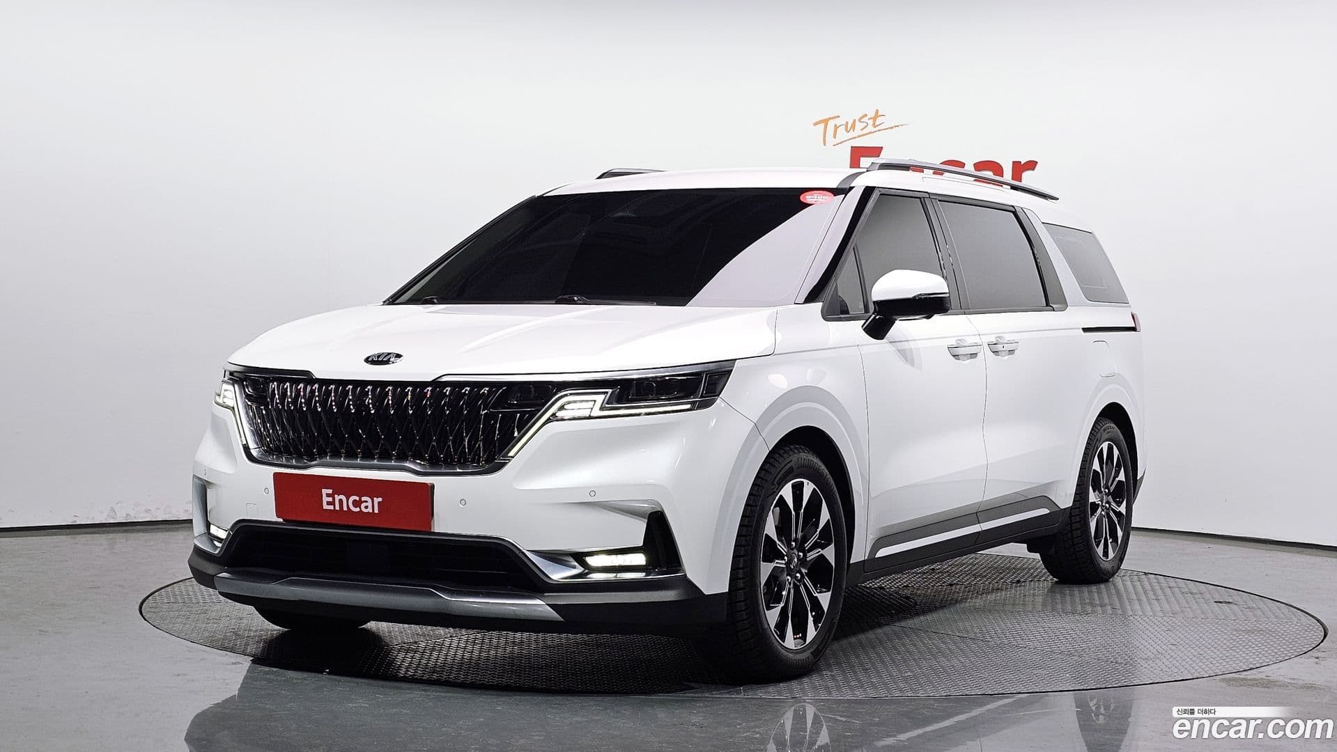 Main__Slider__Photo:Canival Kia 2021.0-0