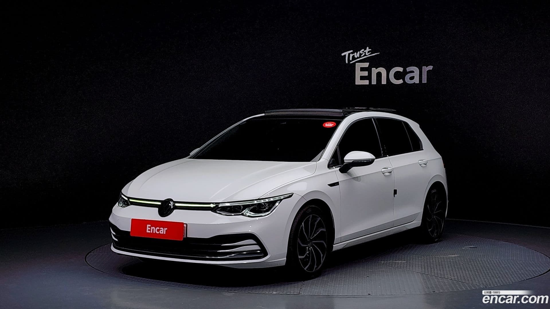 Main__Slider__Photo:Golf Volkswagen 2022.0-0