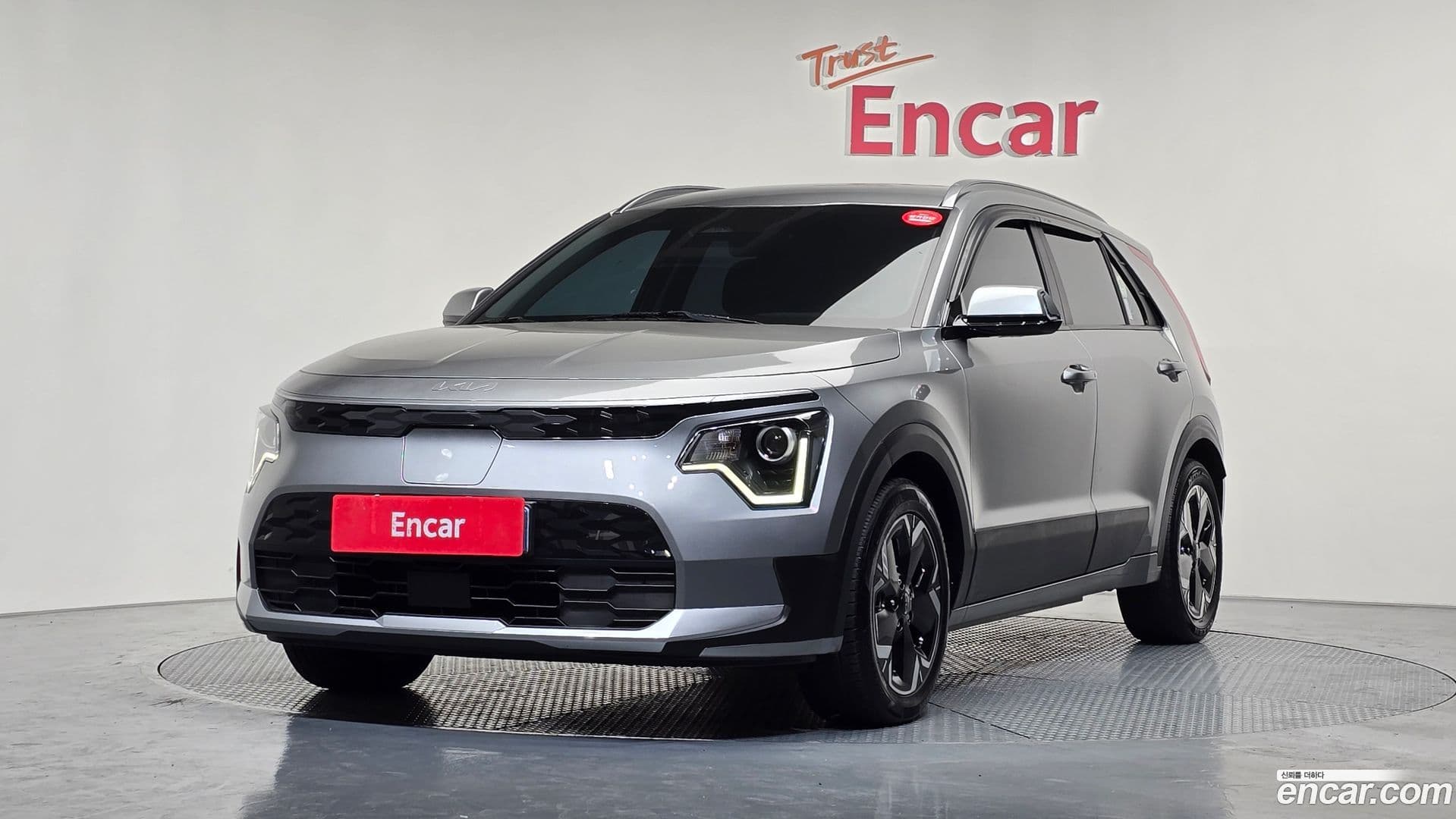 Main__Slider__Photo:Niro Kia 2022.8-0
