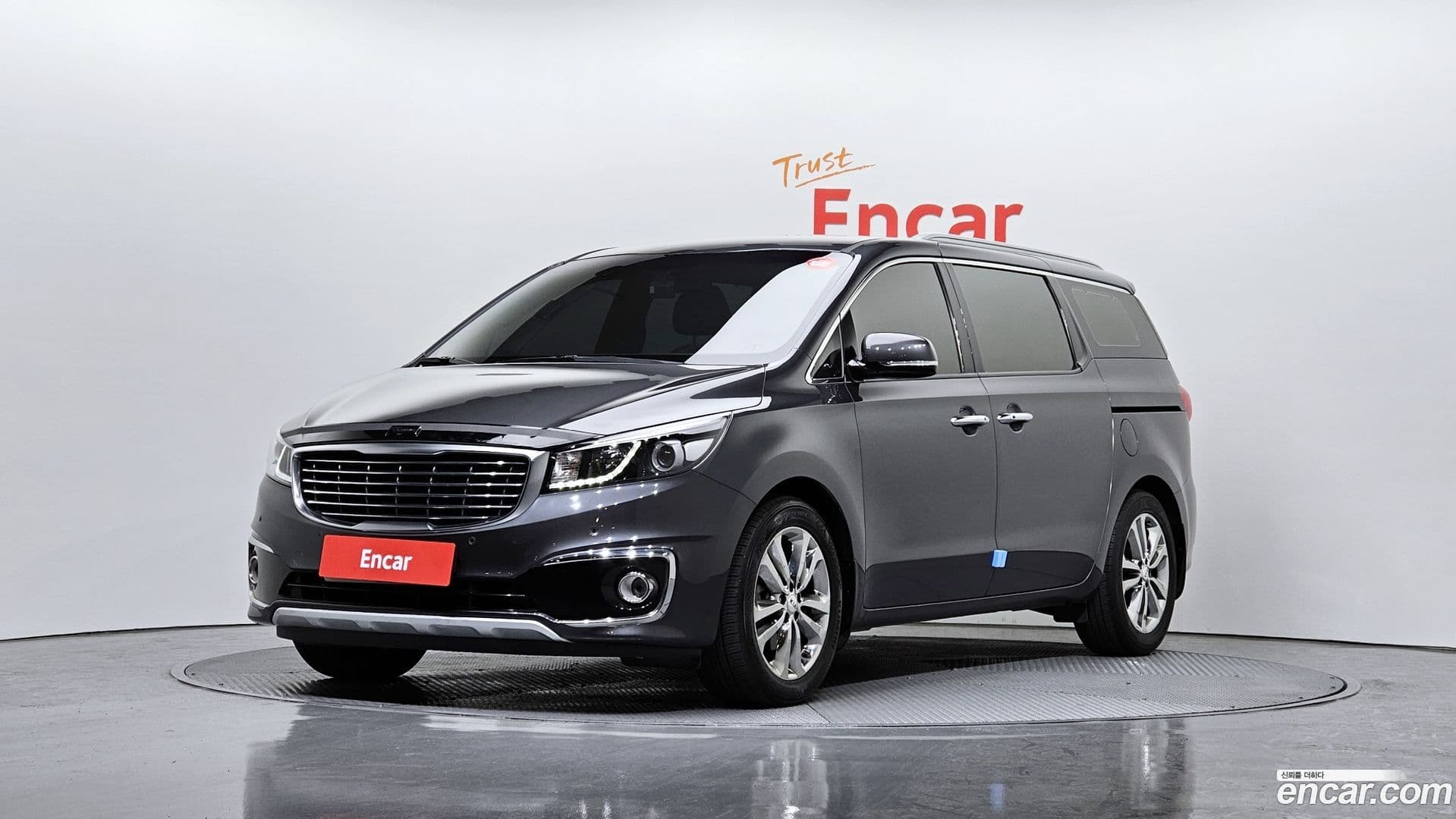 Main__Slider__Photo:Canival Kia 2016.8-0