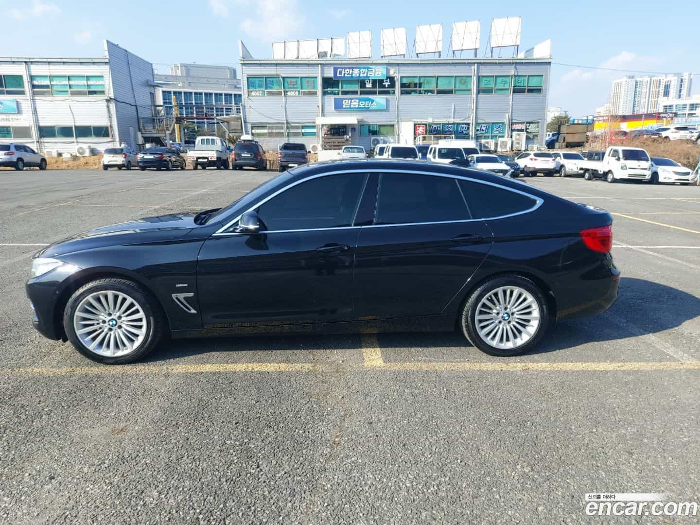 Gran Turismo BMW 2017.4-OUTER-004