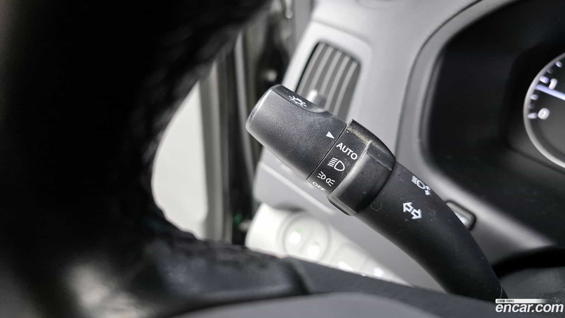 Starex Hyundai 2018.11-OPTION-020