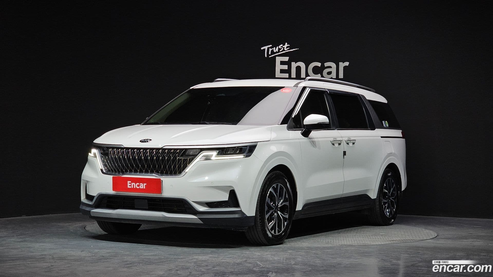 Main__Slider__Photo:Canival Kia 2021.0-0