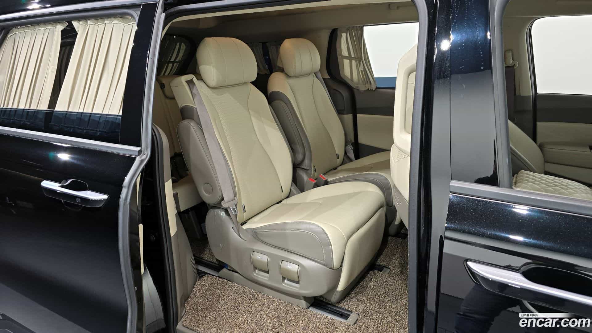 Canival Kia 2023.2-OPTION-016
