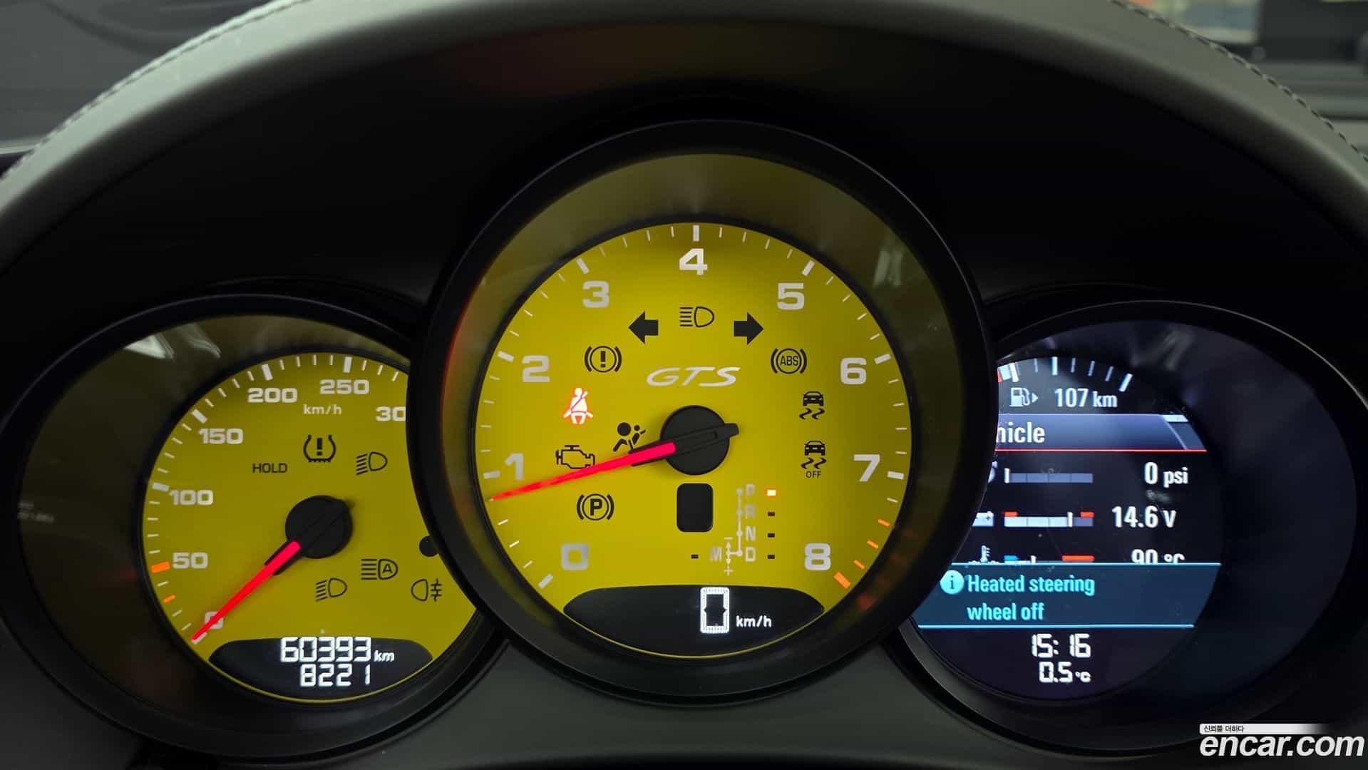 718 Porsche 2018.10-INNER-008