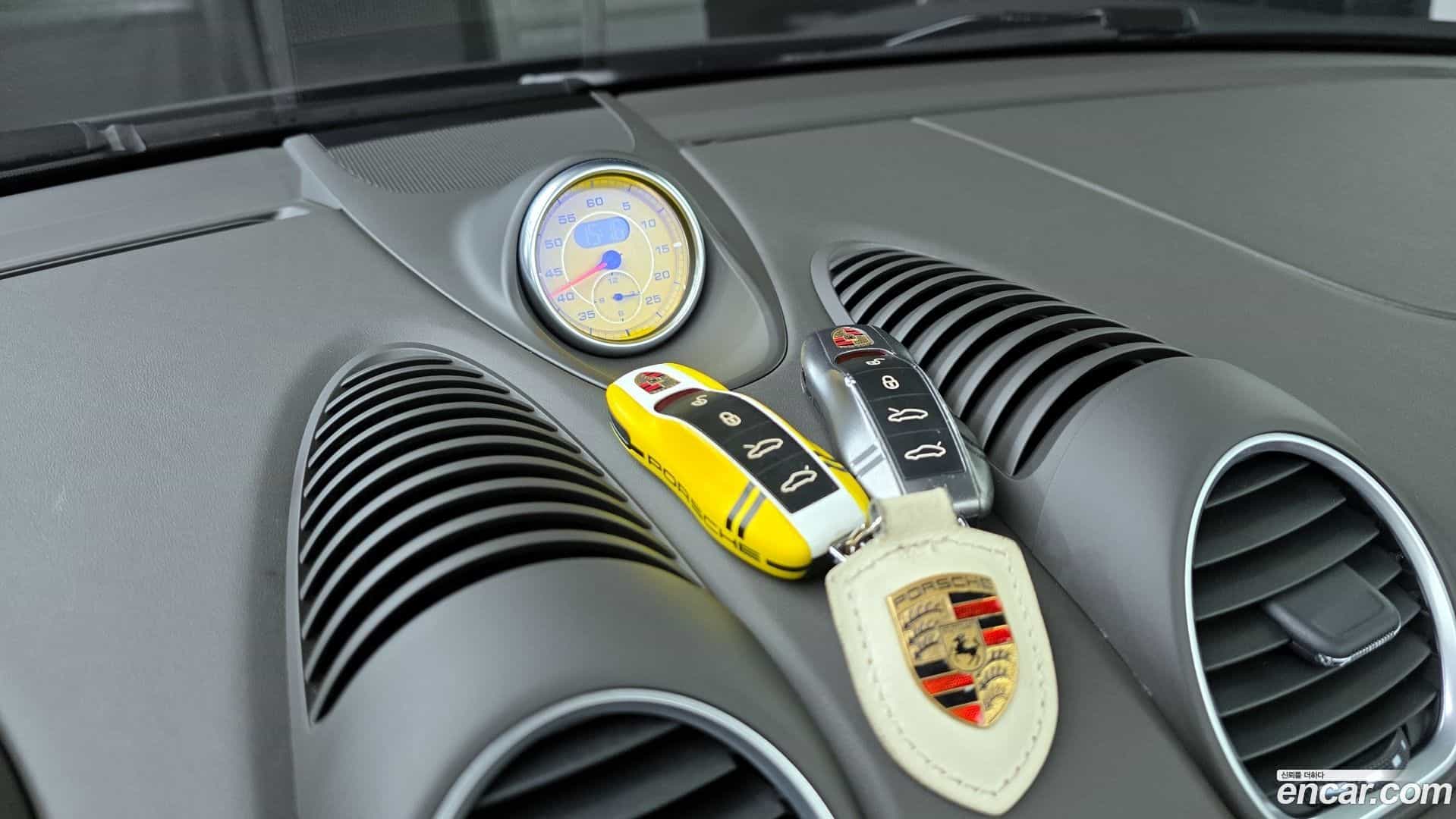 718 Porsche 2018.10-OPTION-019