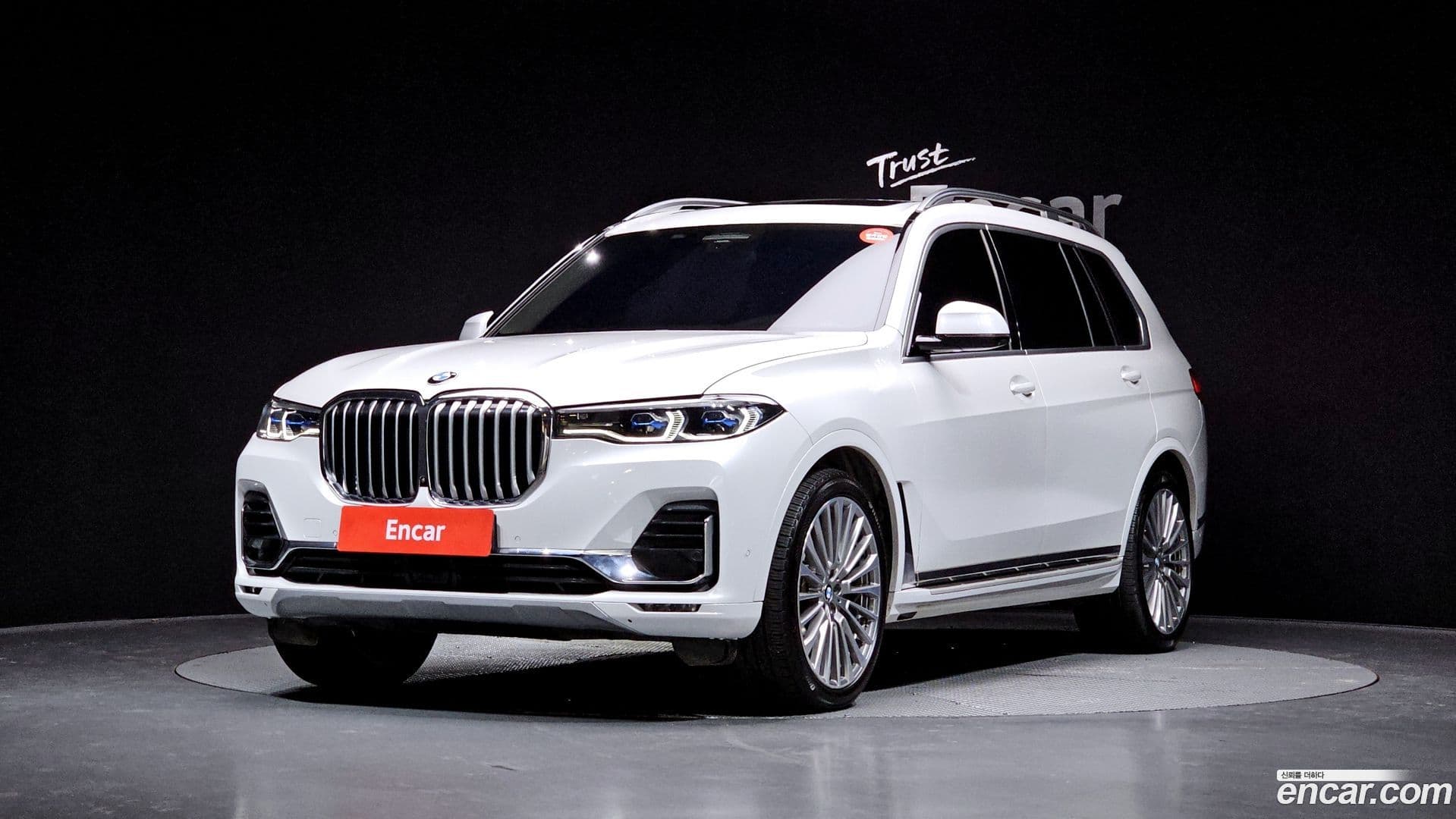Main__Slider__Photo:X7 BMW 2022.1-0