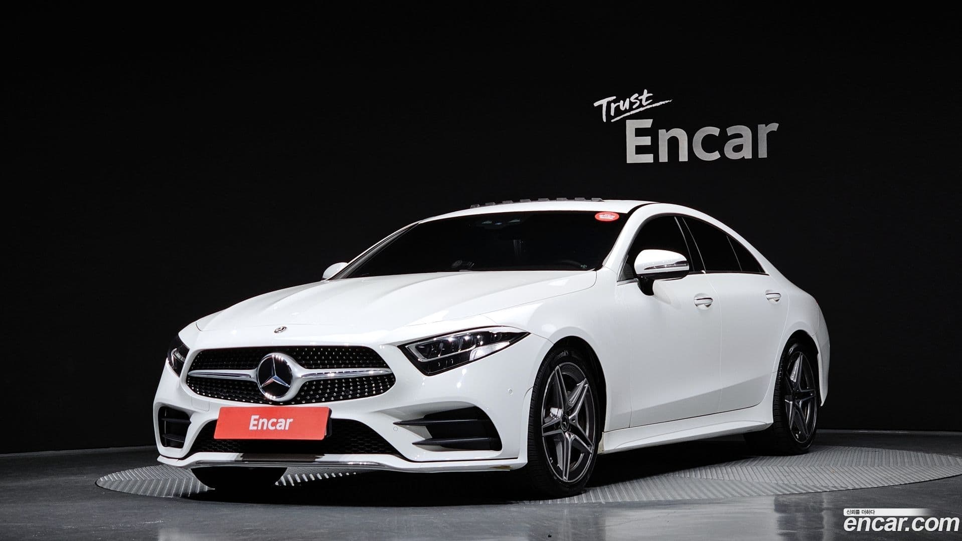 Main__Slider__Photo:CLS-Class Mercedes-Benz 2020.4-0