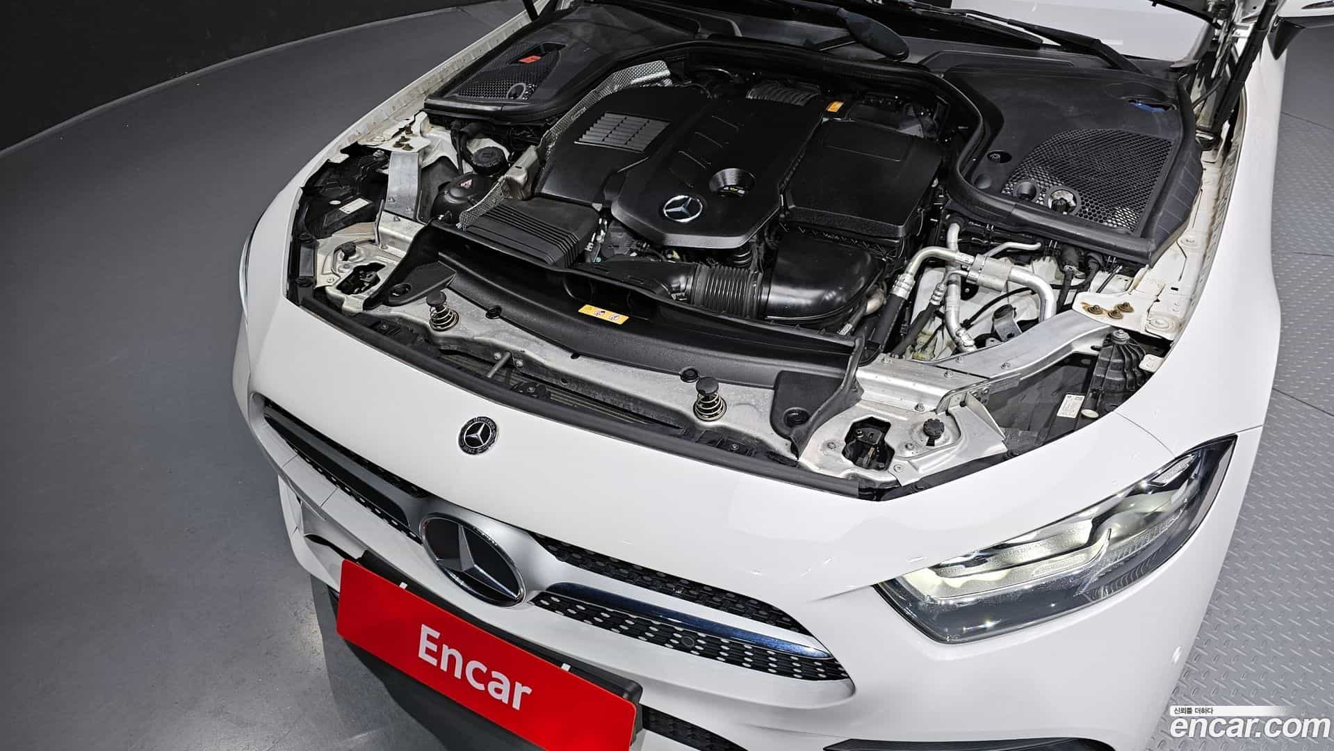 CLS-Class Mercedes-Benz 2020.4-INNER-006